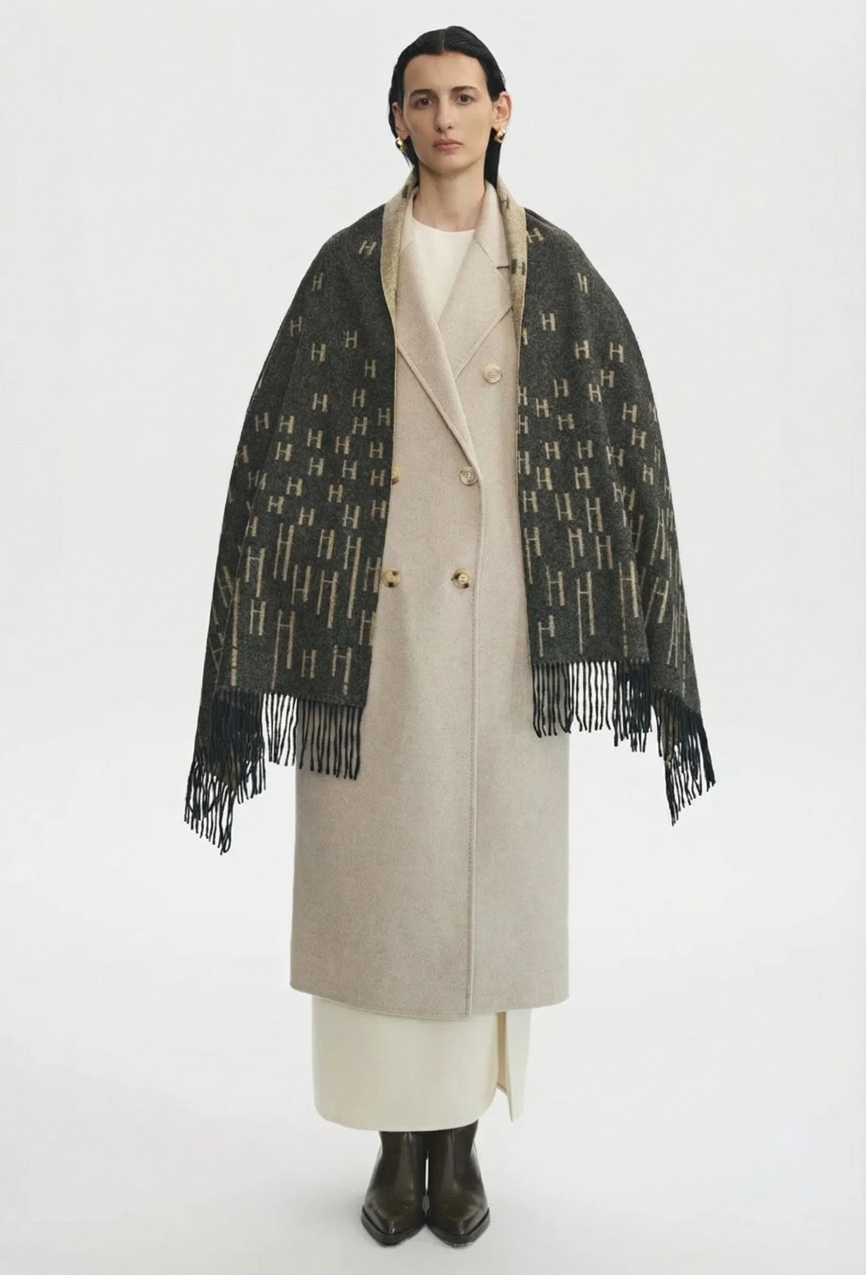 Jacquard Wool Scarf - Image 4