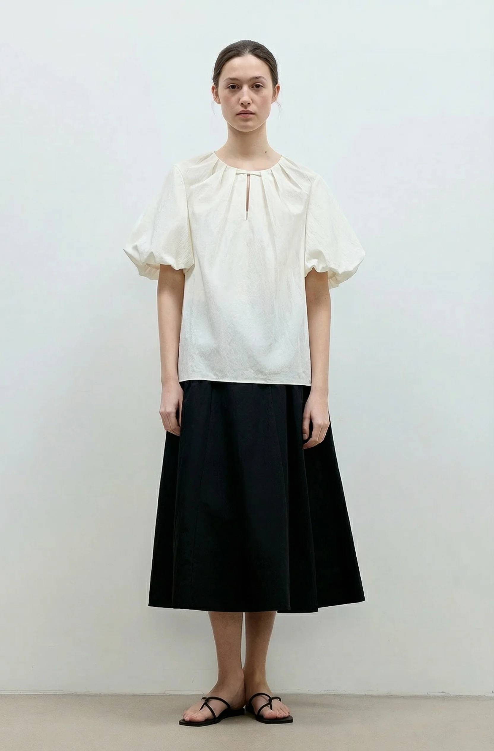 Keyhole Puff Blouse - Image 3