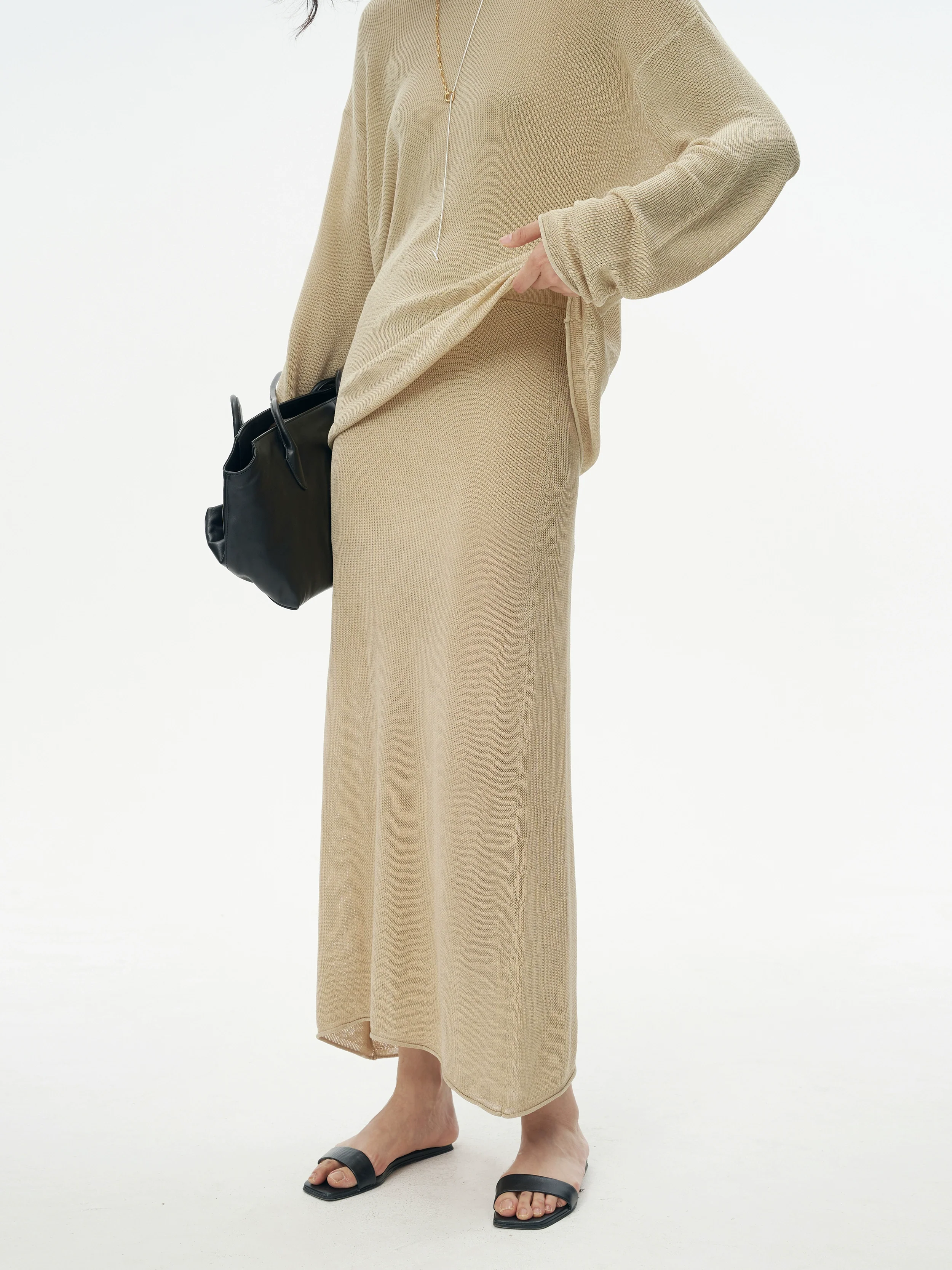 Knitted Elegance Skirt Suit - Image 8
