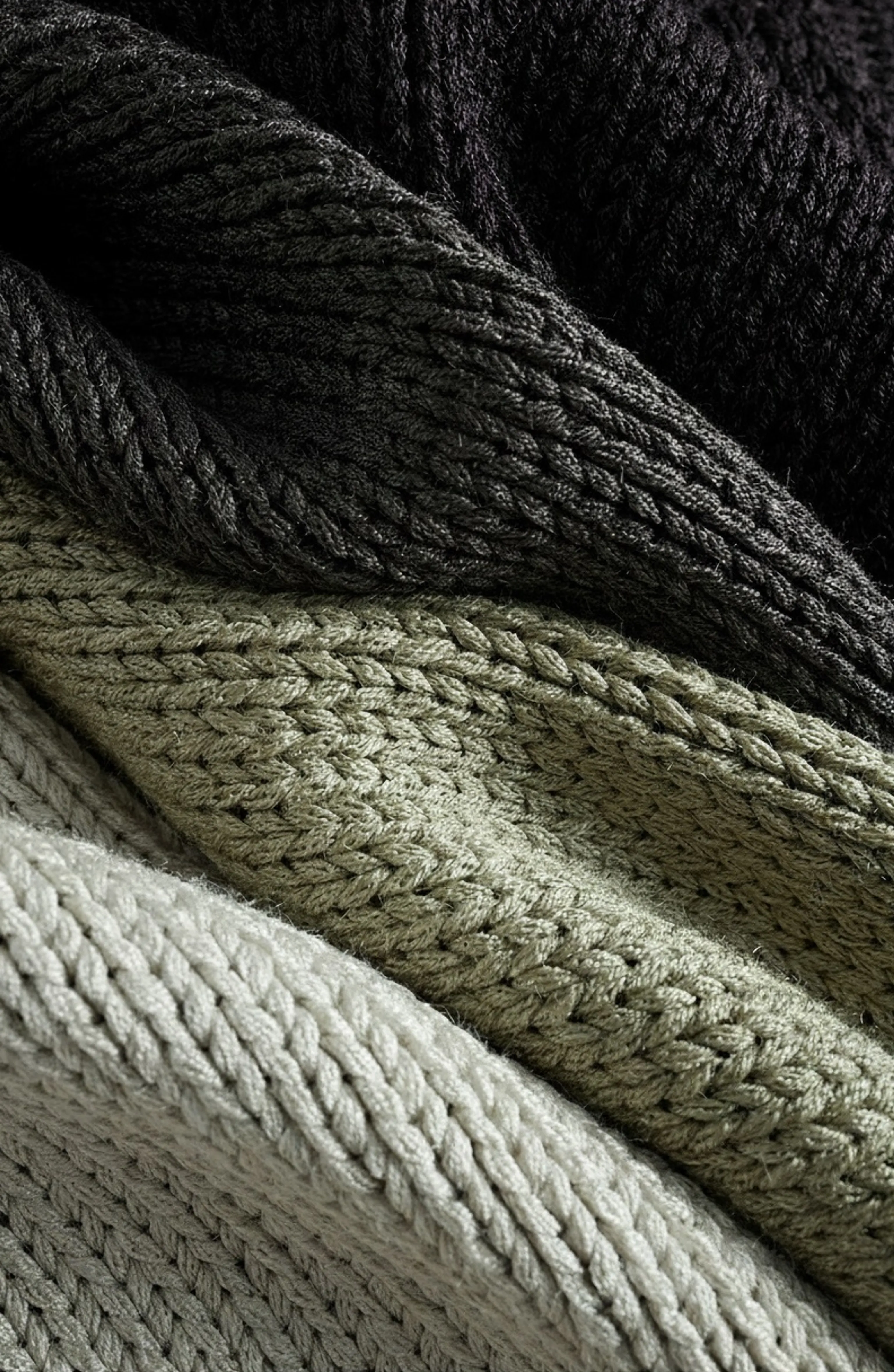 Knitted Sleeveless Top - Image 4