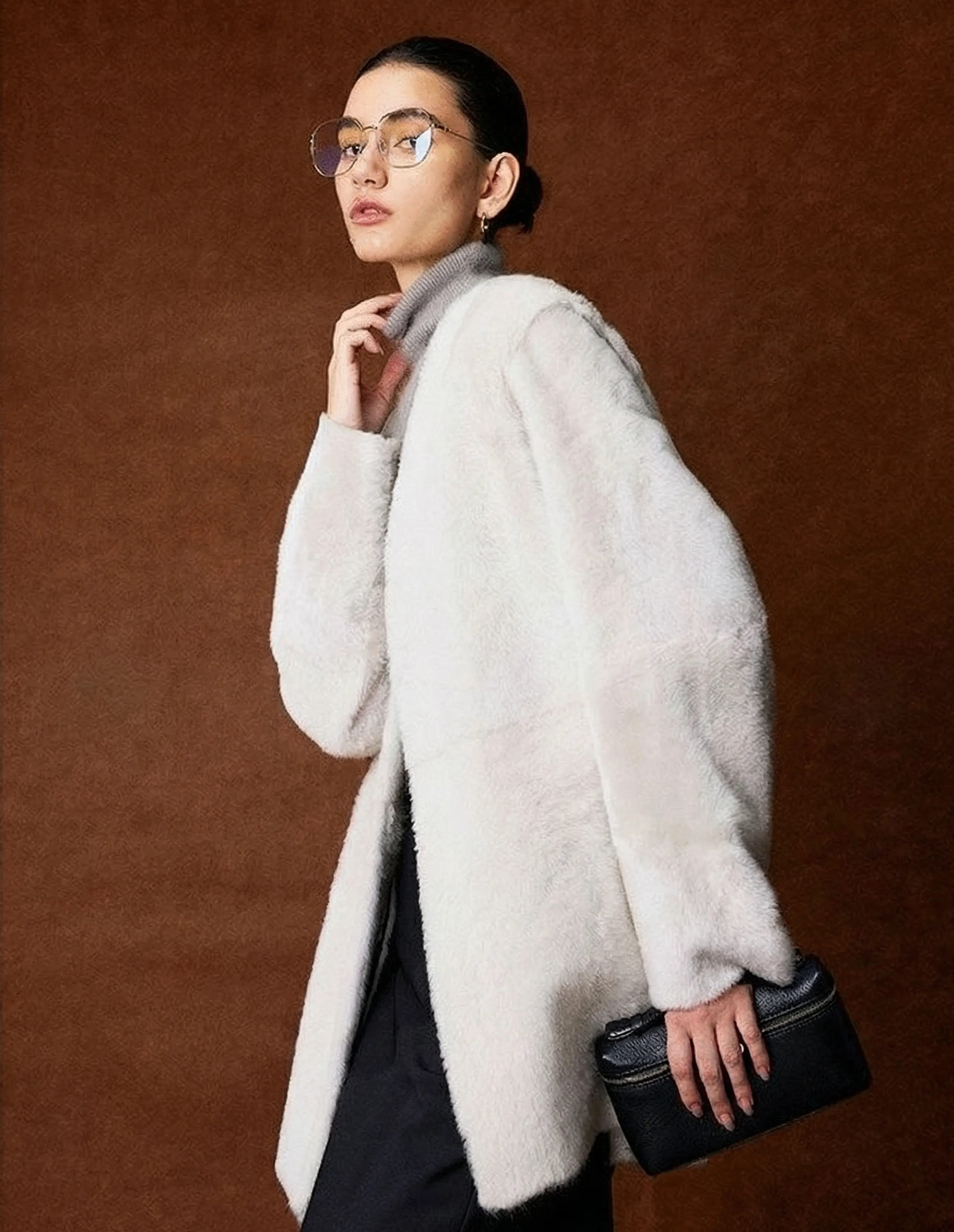 Lacon V-Neck Shearling Coat - Image 8