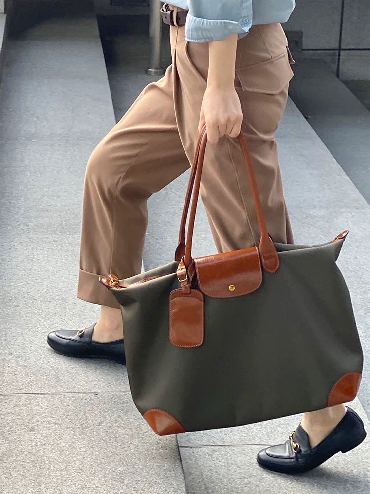 Large Capacity Commuter Tote Bag - Image 2