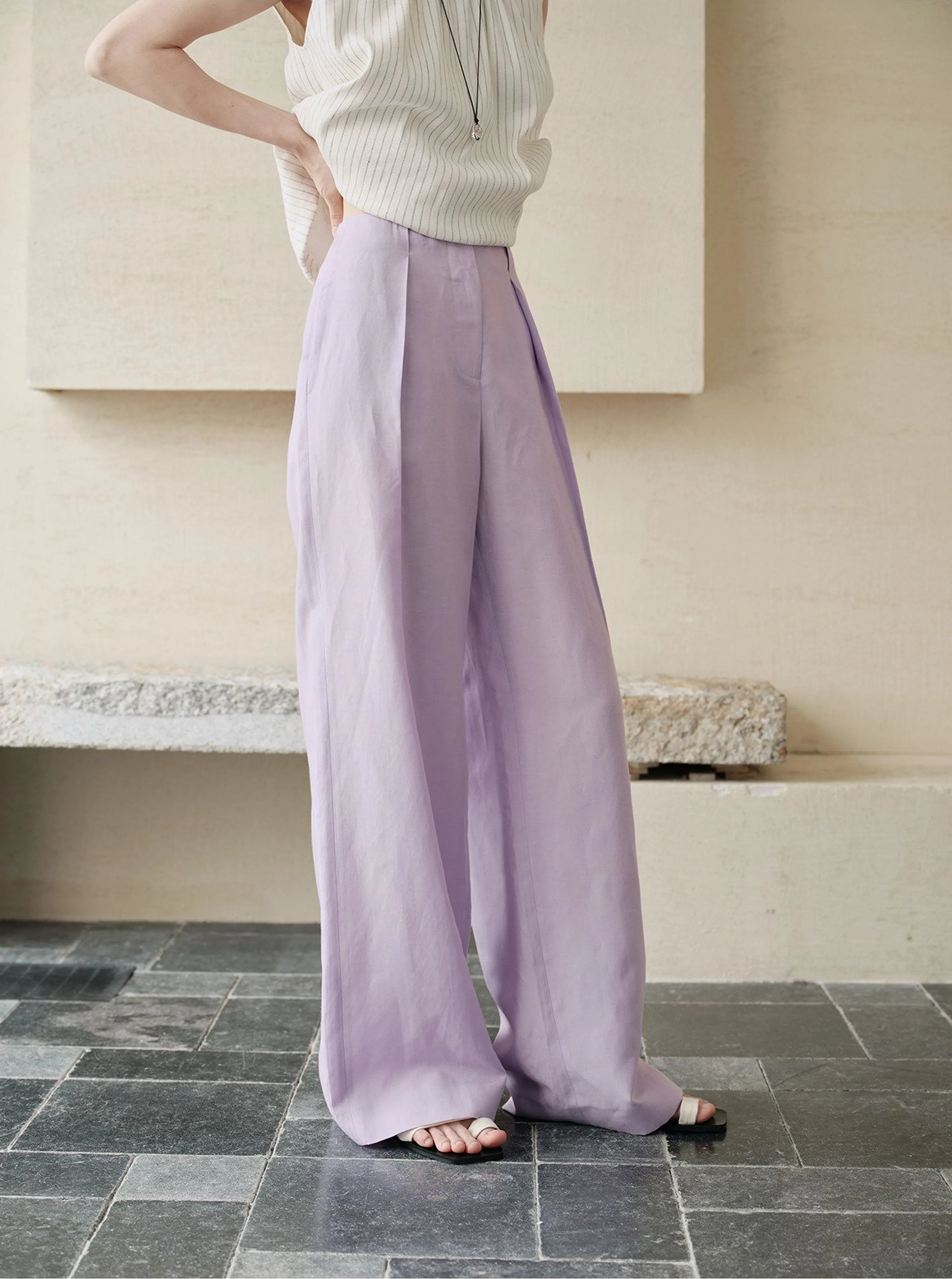 Lavender Pleated Wide-Leg Pants - Image 4