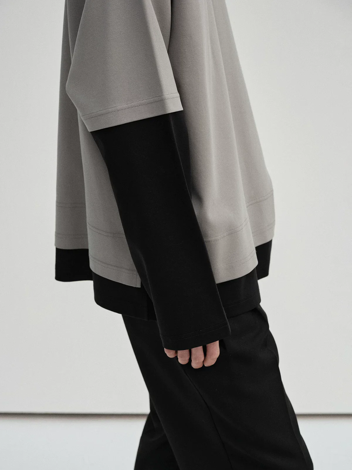 Layered Color-Block Long Sleeve Tee - Image 3