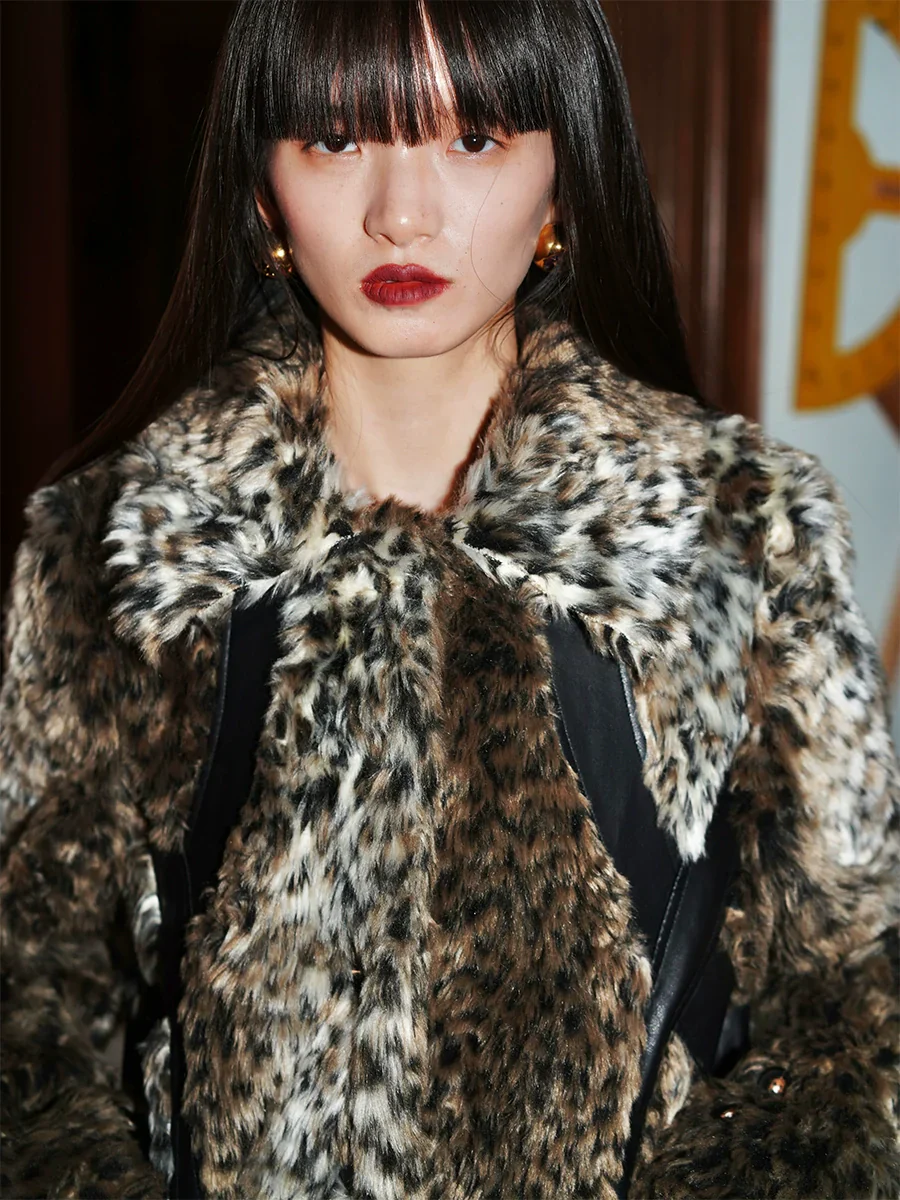Leopard Faux-Fur Cropped Jacket - Image 2