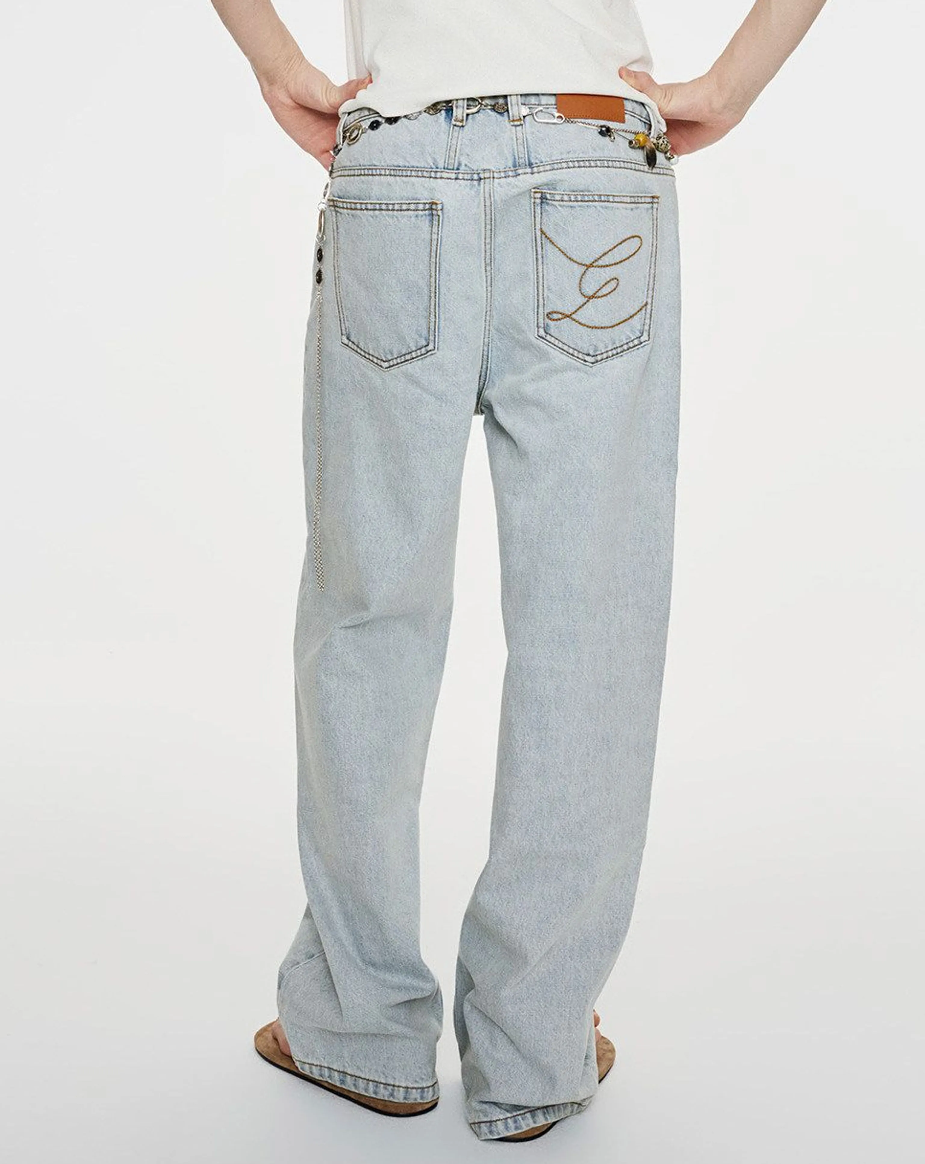 Light Wash Wide-Leg Jeans - Image 2