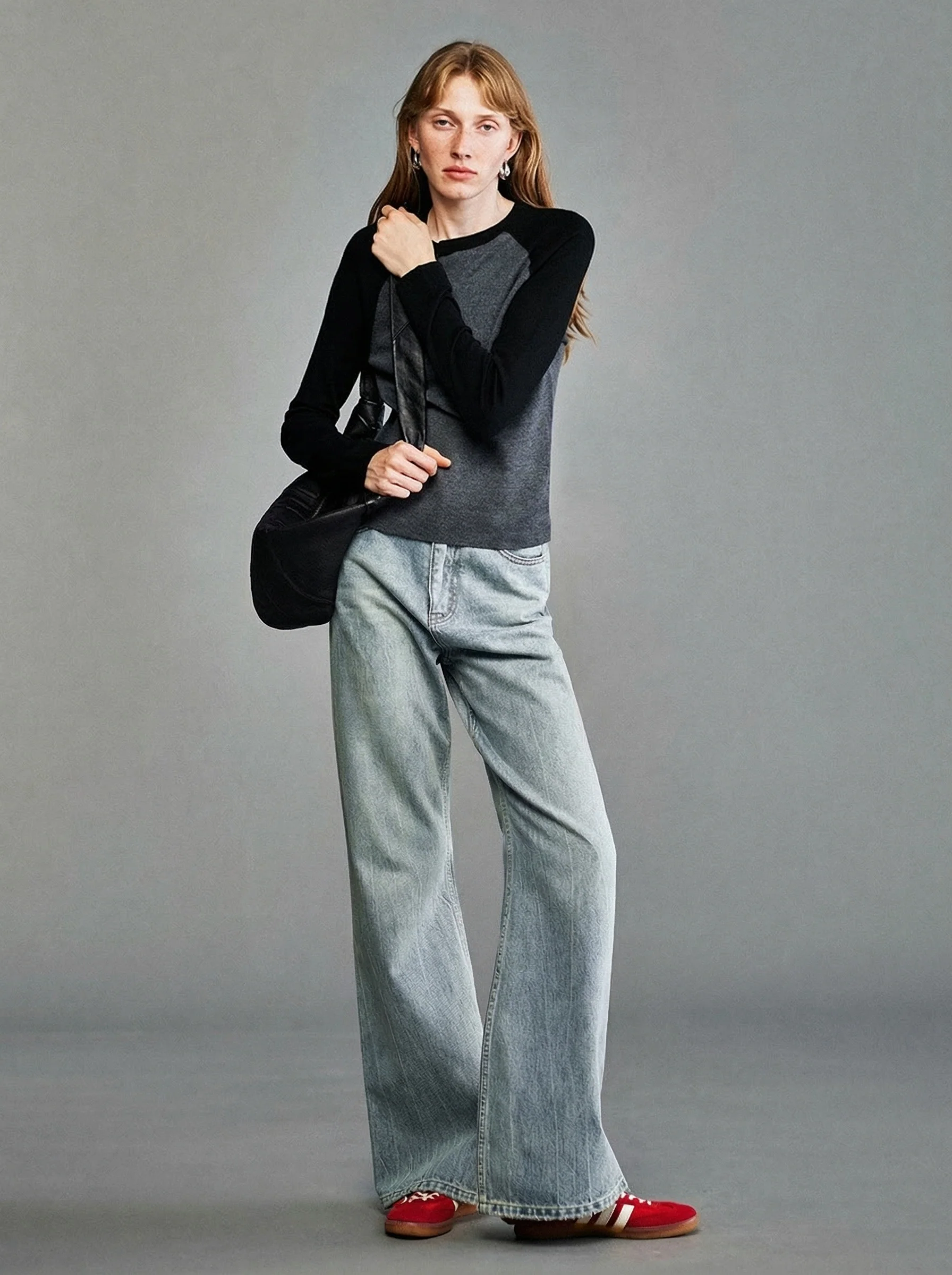 Light Wash Wide-Leg Jeans - Image 5
