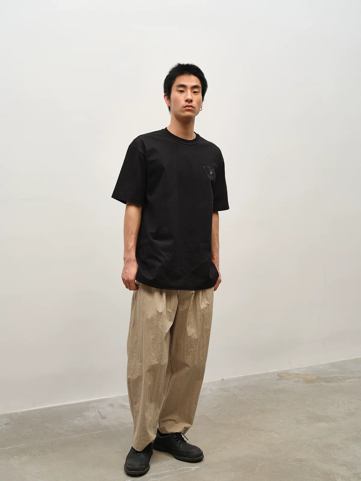 Lightweight Crinkle Pleated Trousers - Image 2