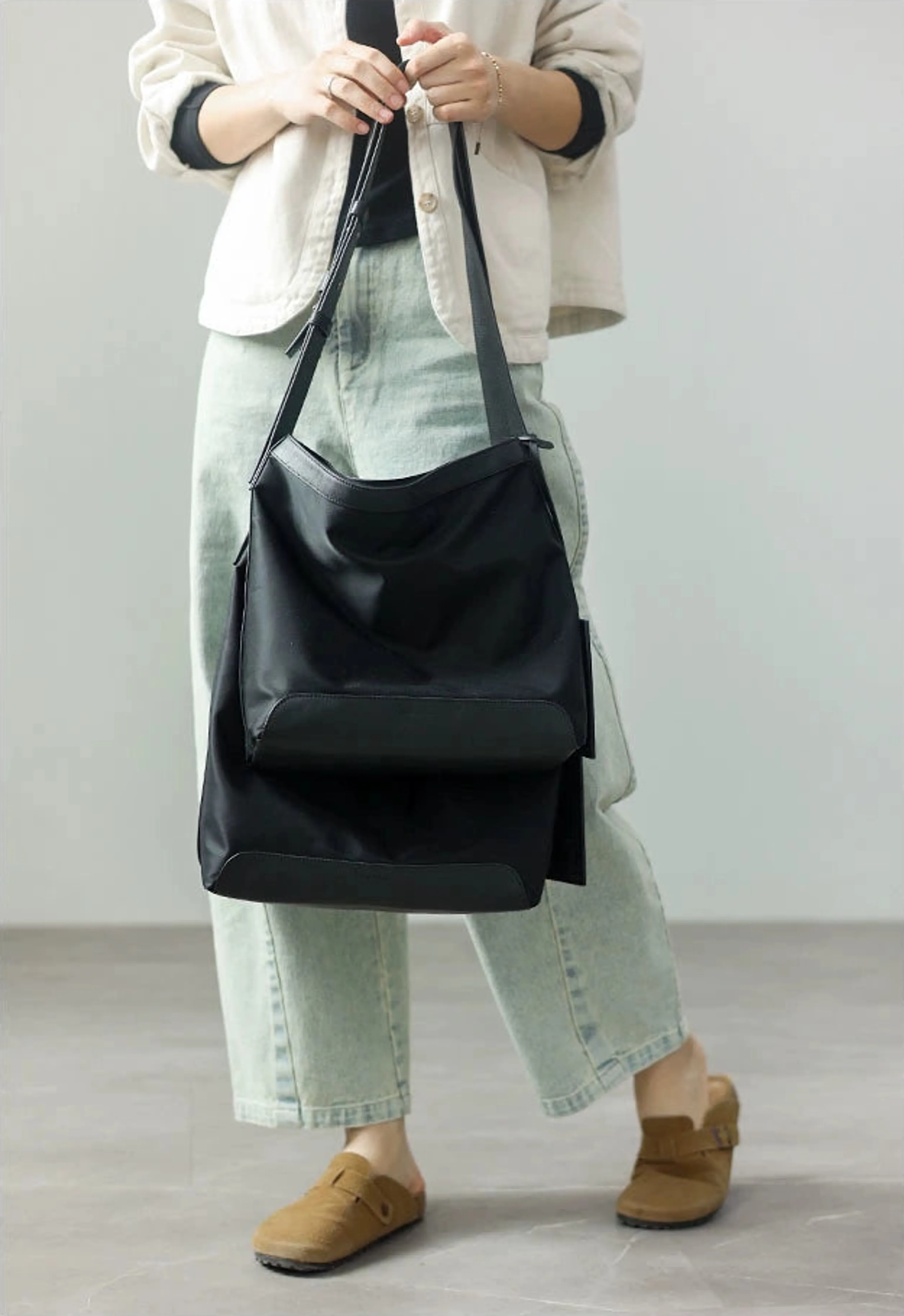 Lightweight Large-Capacity Tote Bag - Image 6