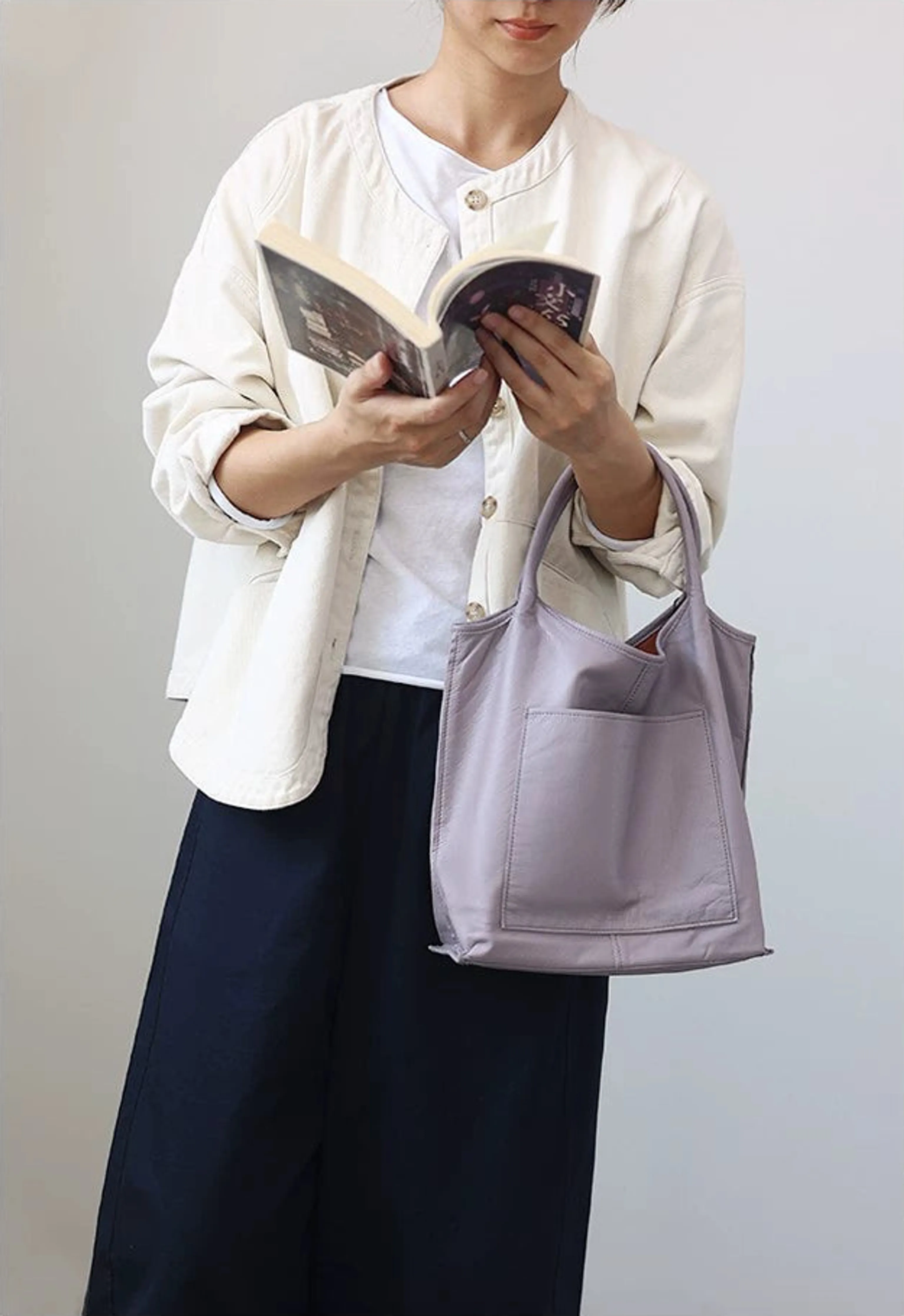 Lightweight Leather Tote Bag - Image 21