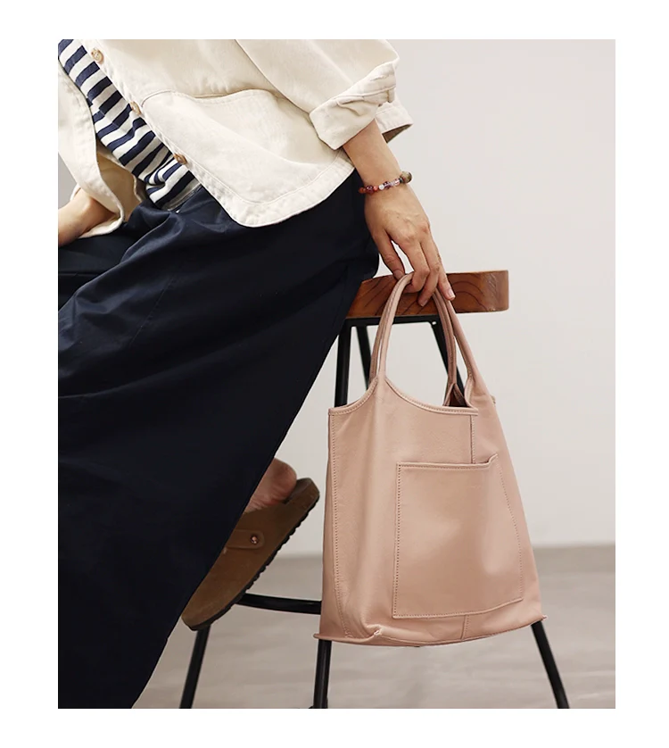 Lightweight Leather Tote Bag - Image 8