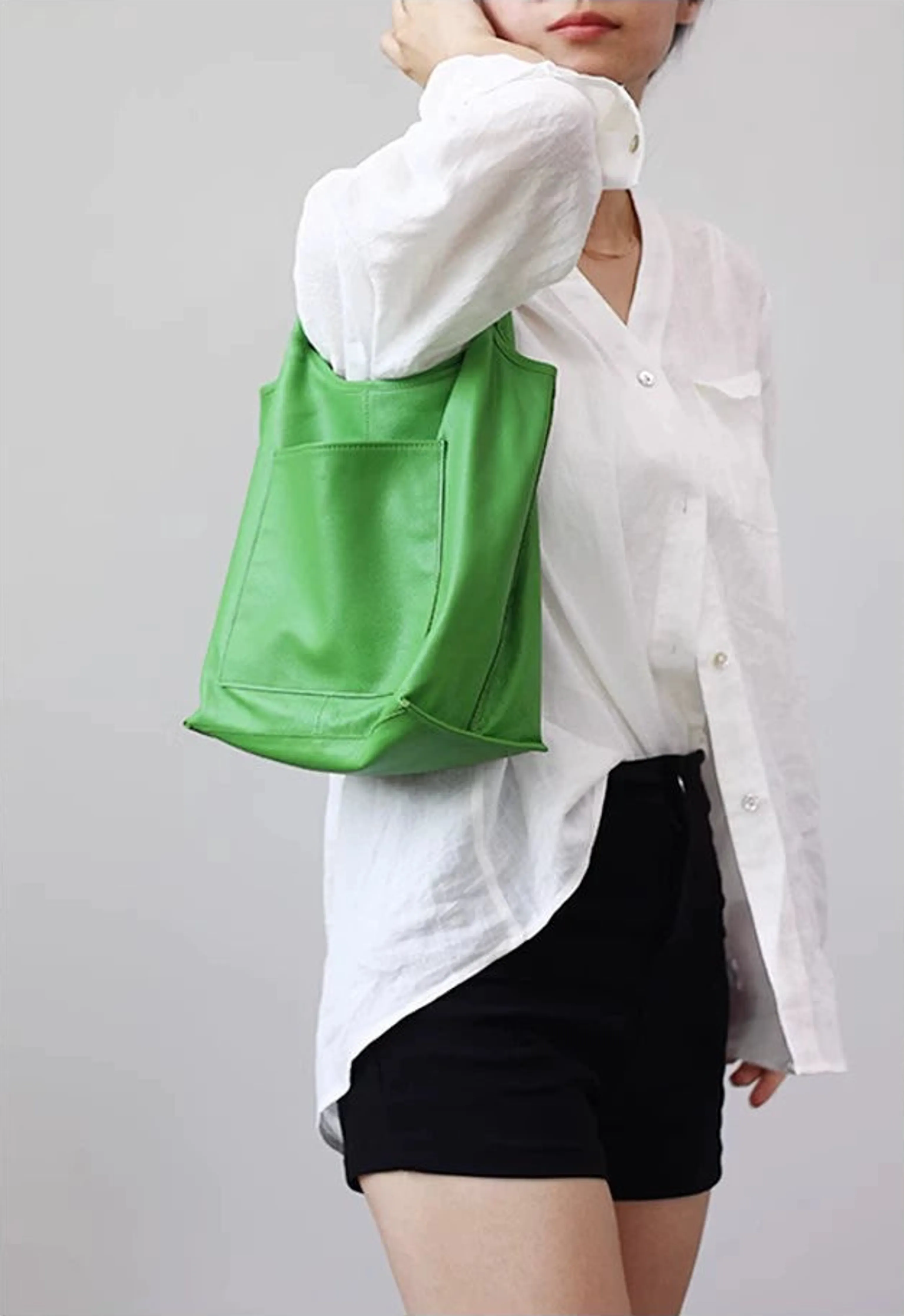 Lightweight Leather Tote Bag - Image 9