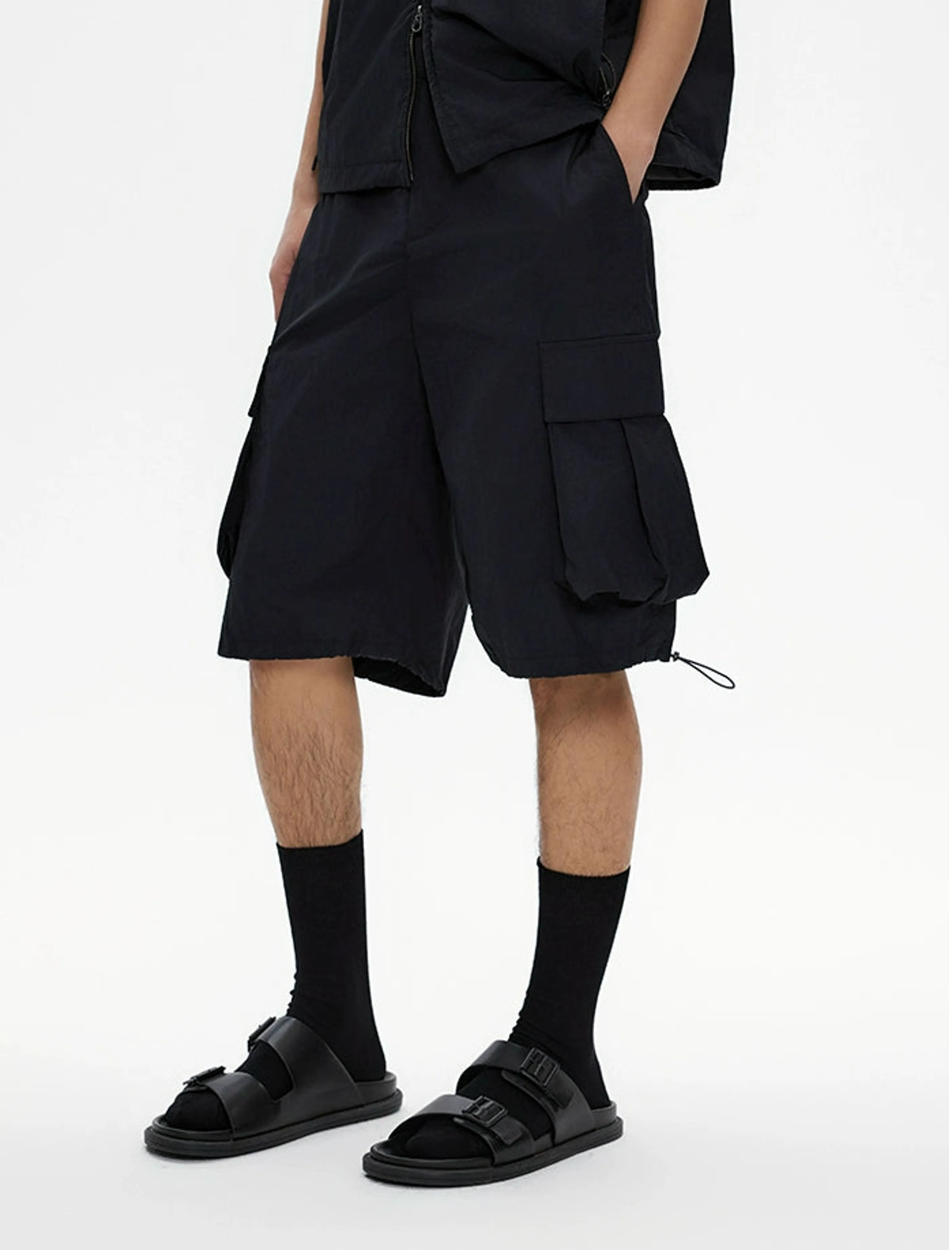 Lightweight Water-Repellent Cargo Shorts - Image 5