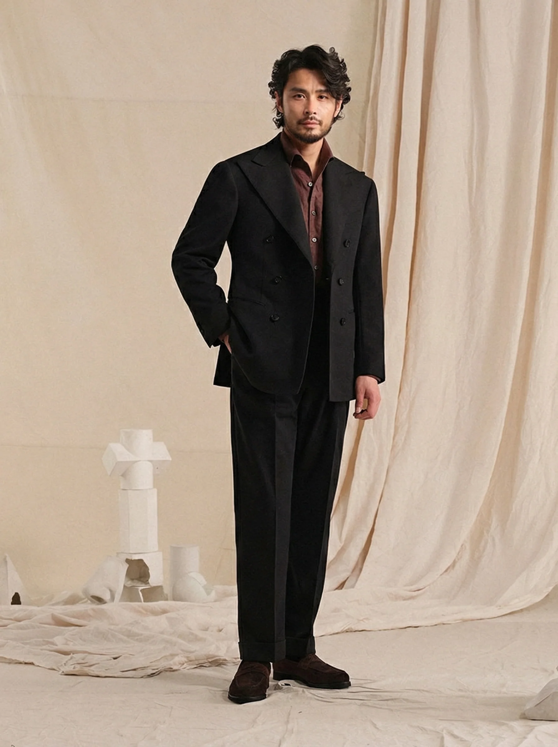 Linen-Blend Double-Breasted Suit - Image 11