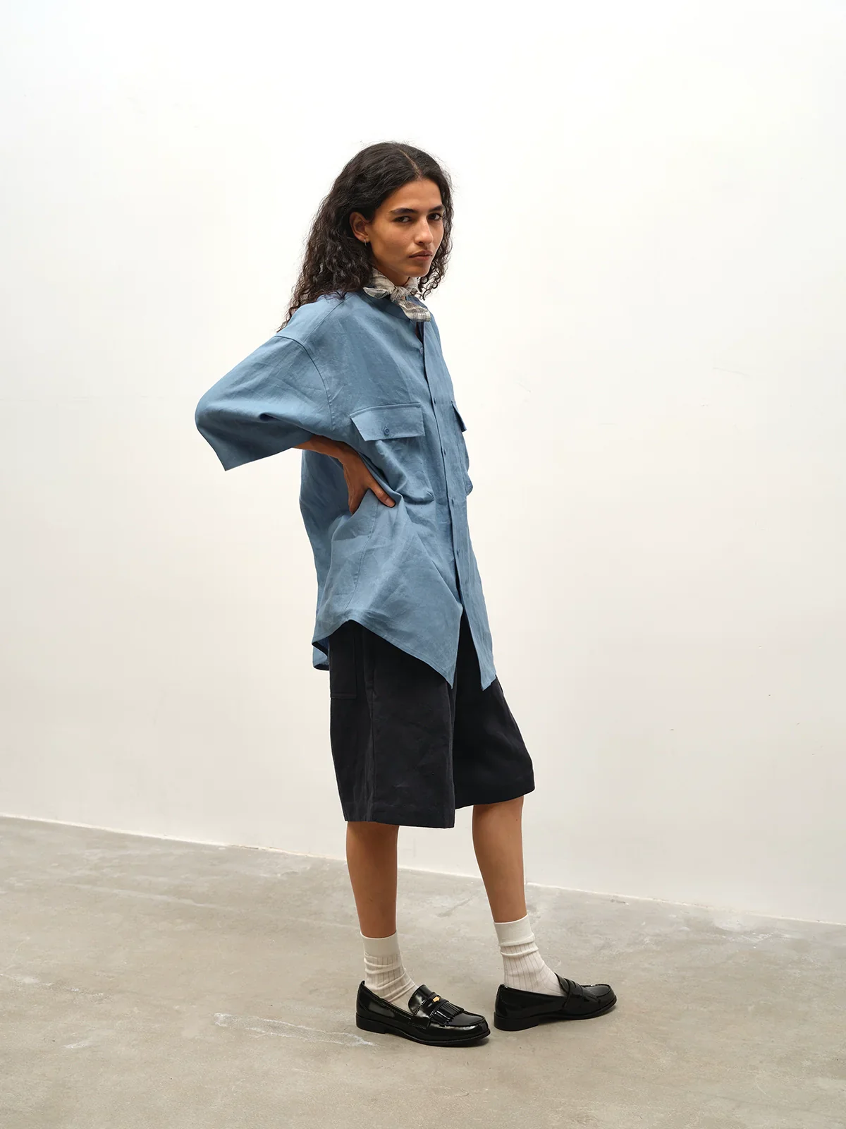 Linen Mandarin Collar Short-Sleeve Shirt