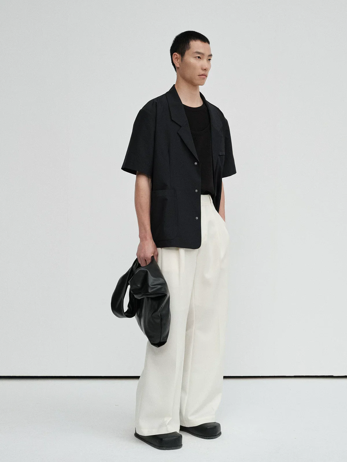 Linen-Texture Short-Sleeve Notch Blazer - Image 4