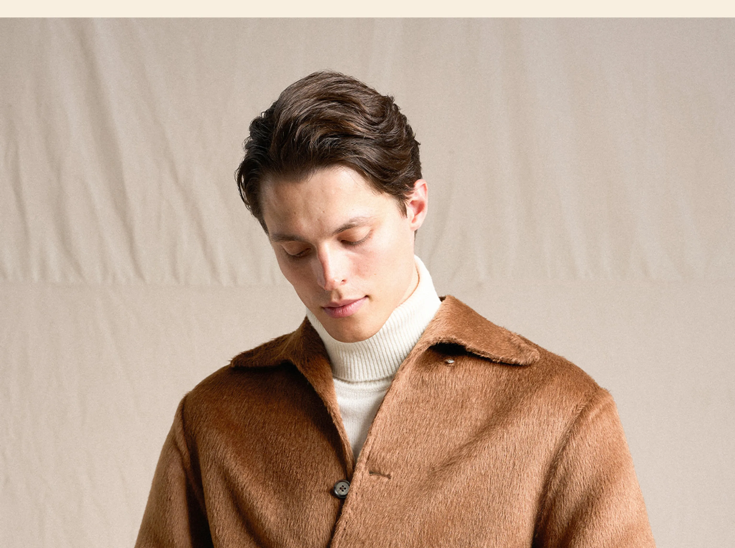 Llama Wool One-Piece Collar Jacket - Image 4