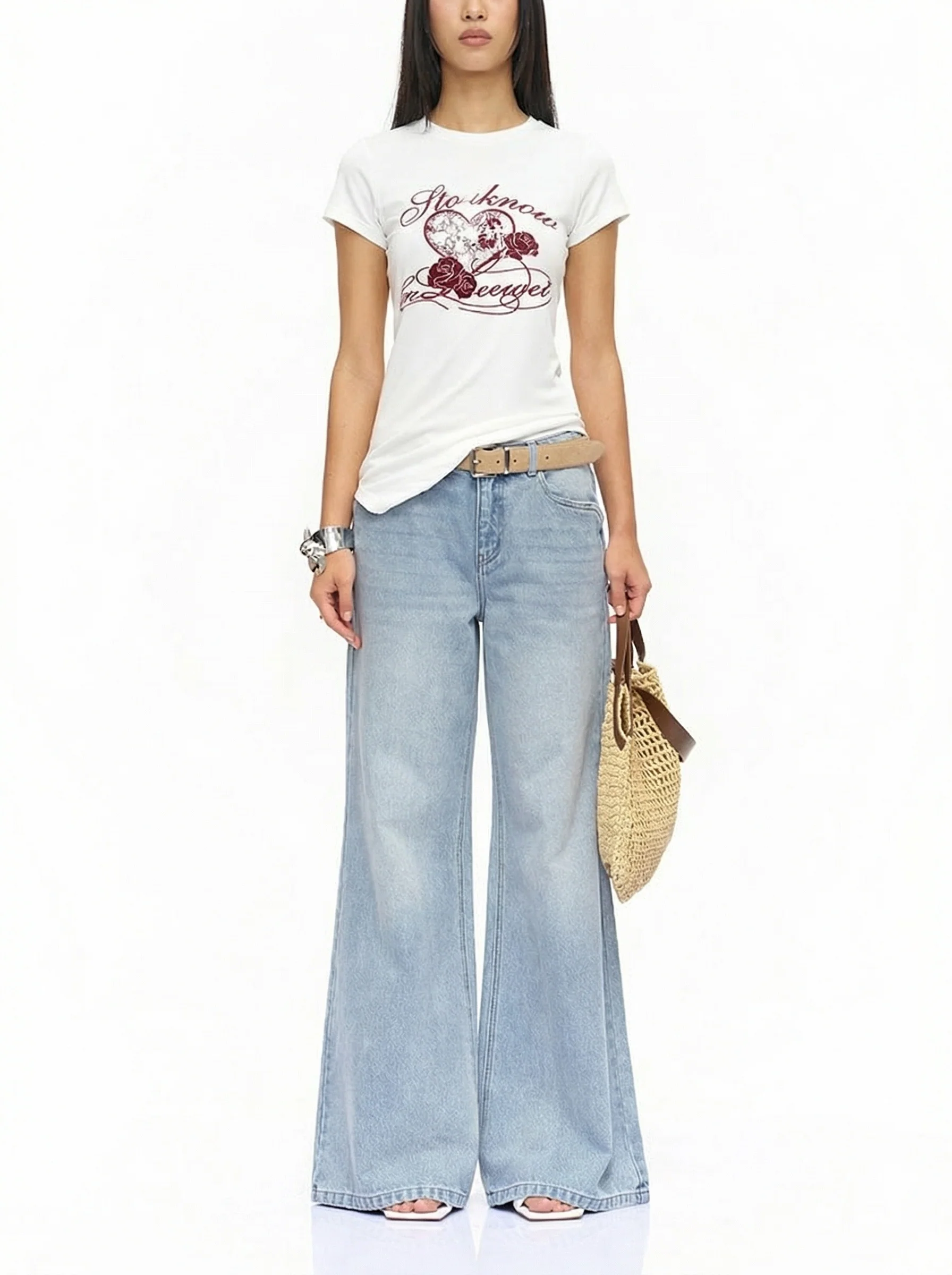 Low-Rise Wide-Leg Jeans