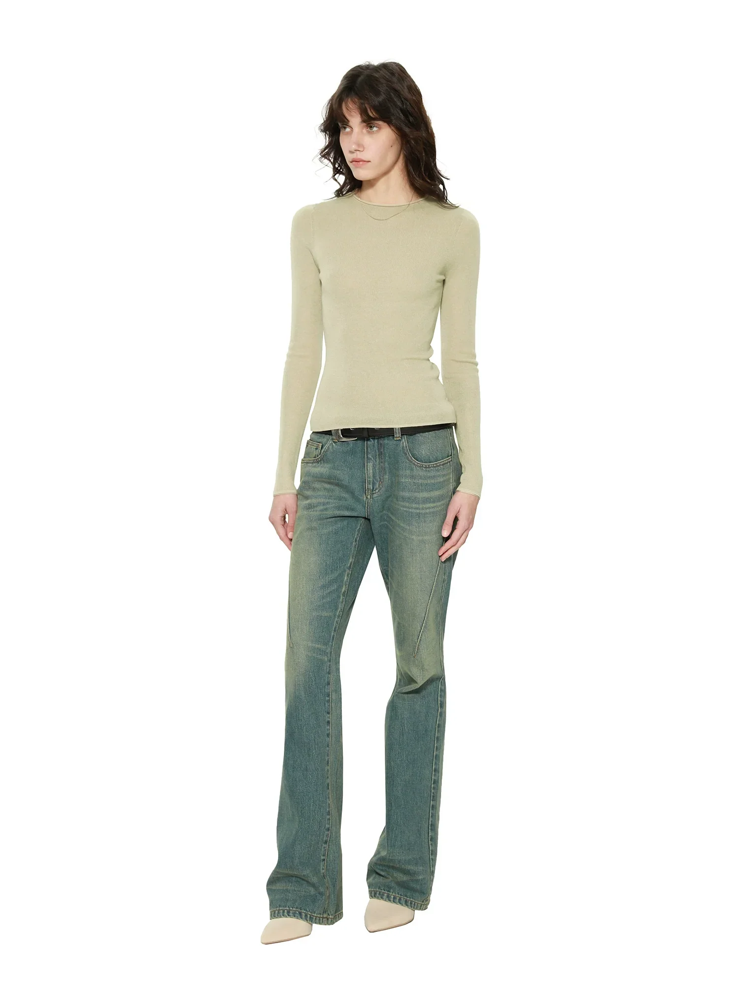 Low-Waist Flared Jeans