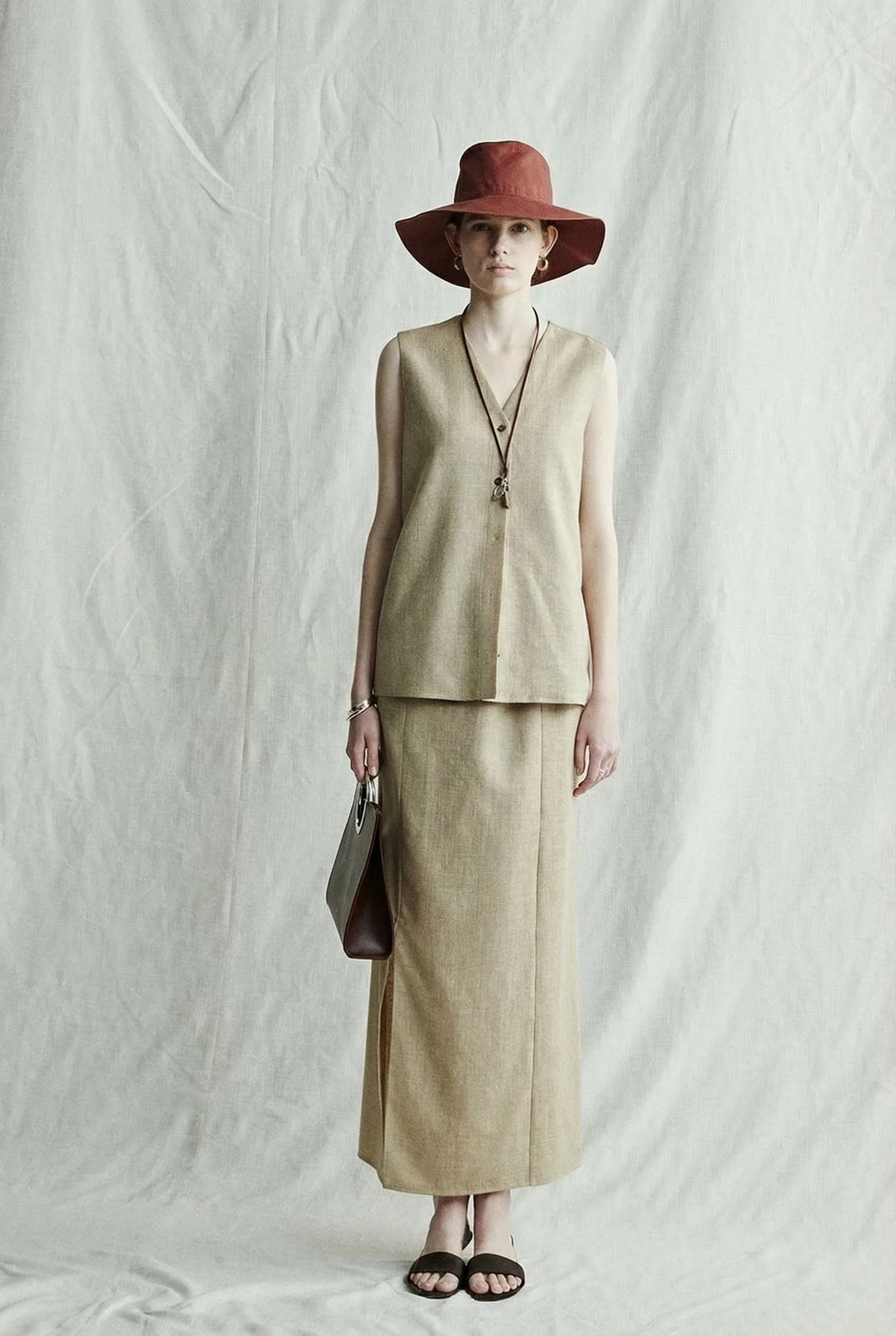 Luxurious Silk Linen Wool Suit - Image 16