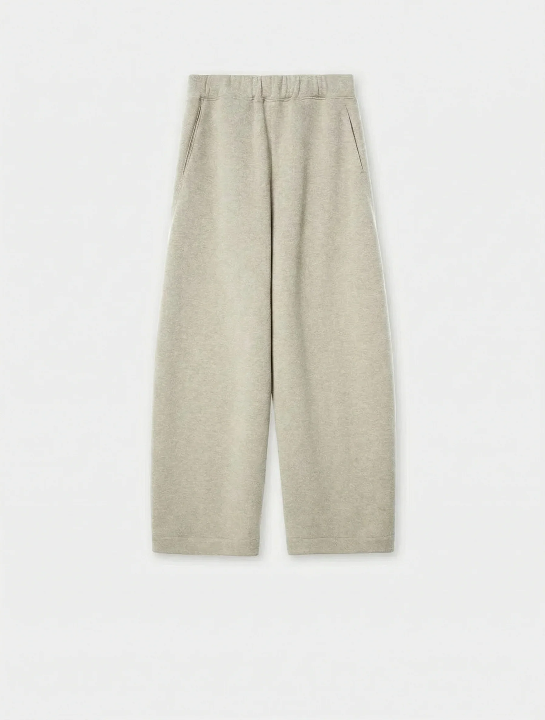 Luxurious Sporty Set - Image 11