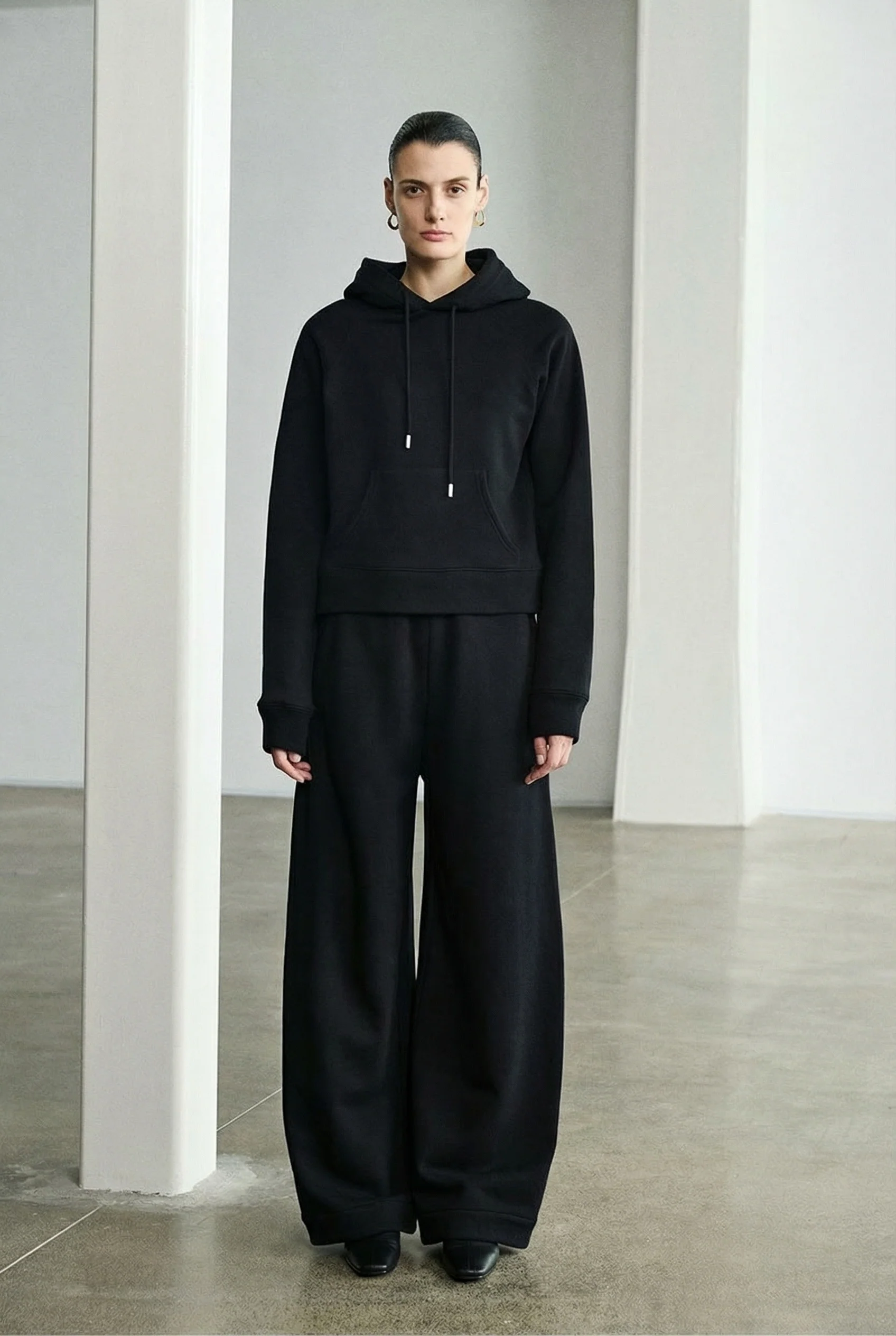 Luxurious Sporty Set - Image 15