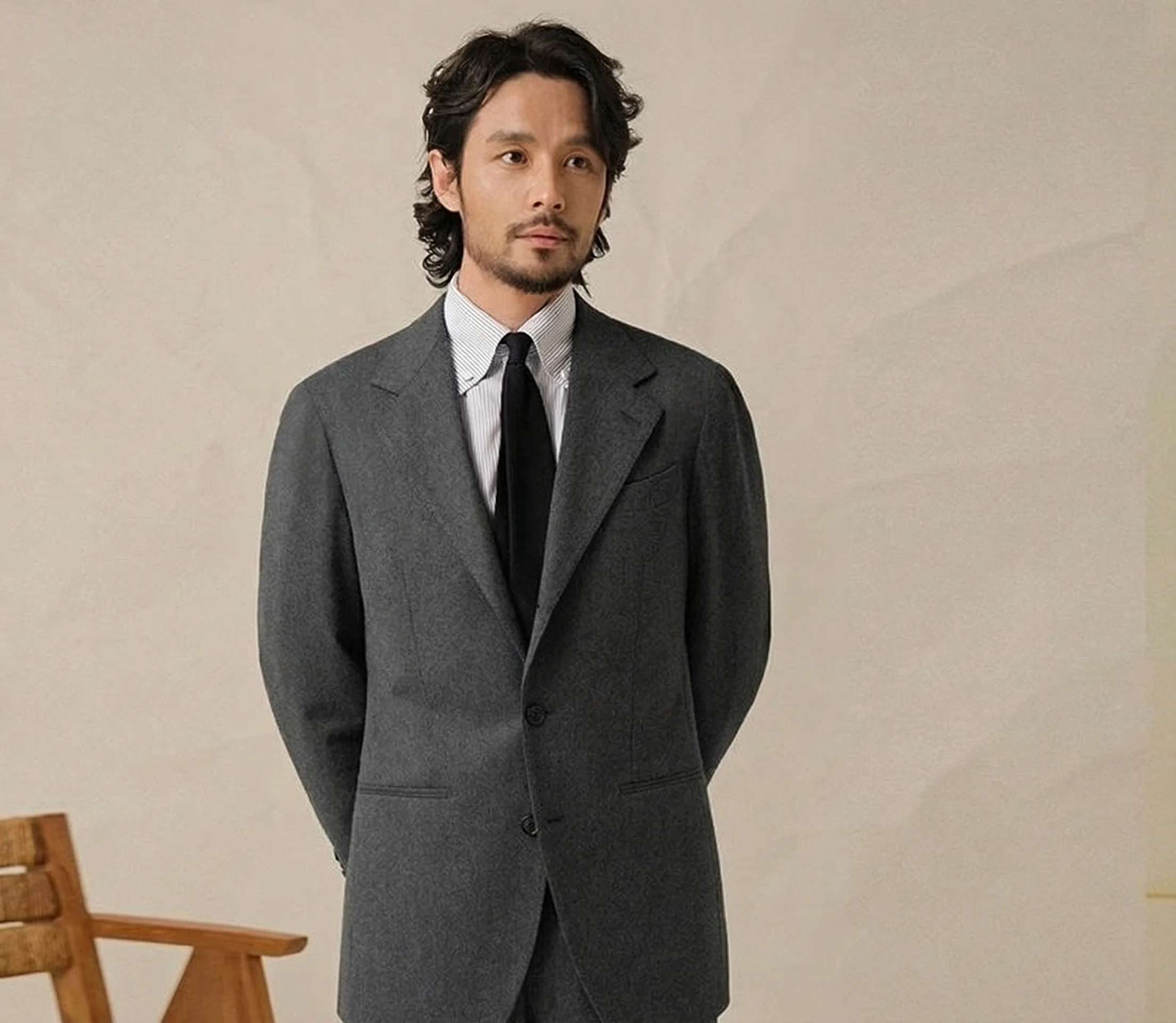 Men's Classic Suit - Image 5