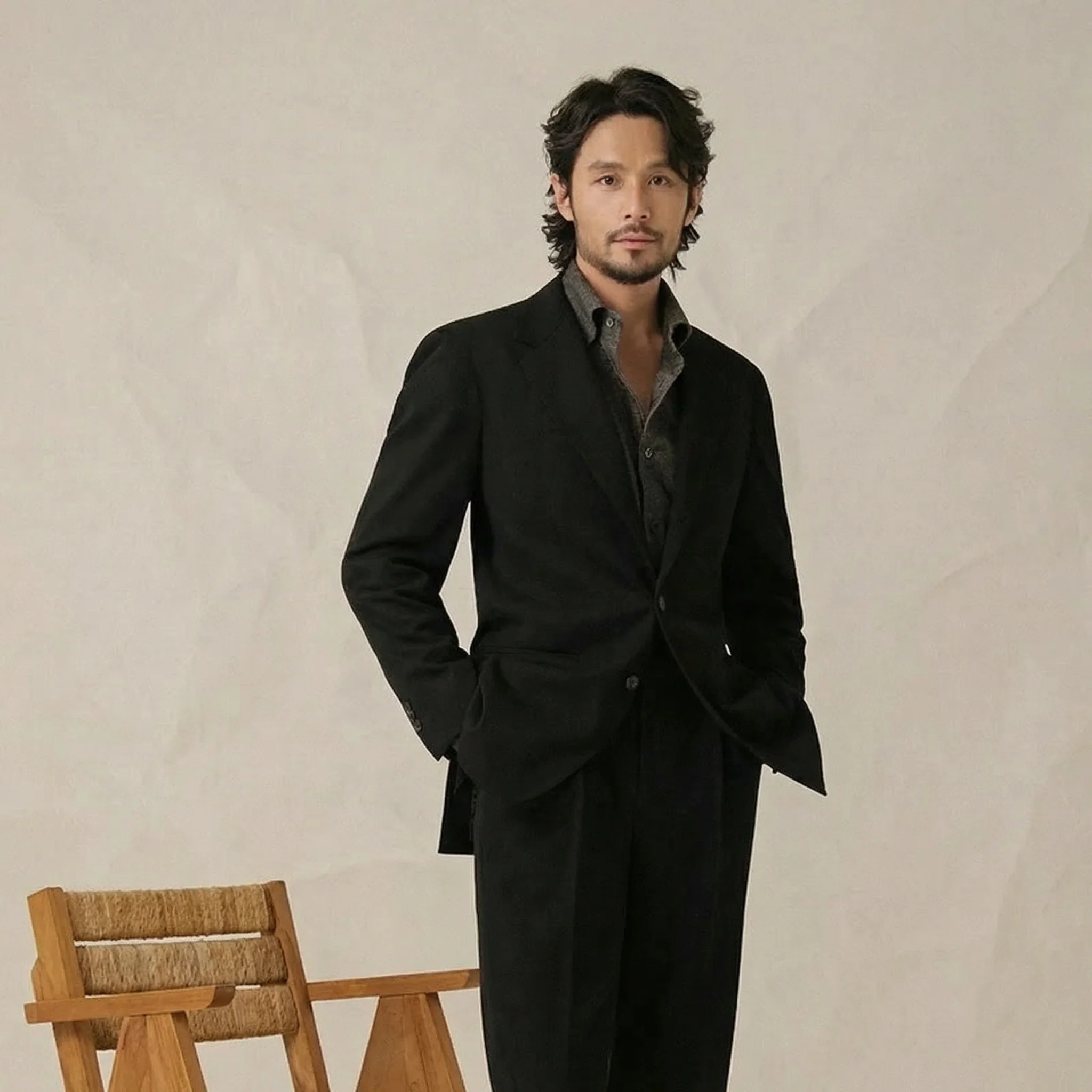 Men's Classic Suit - Image 8