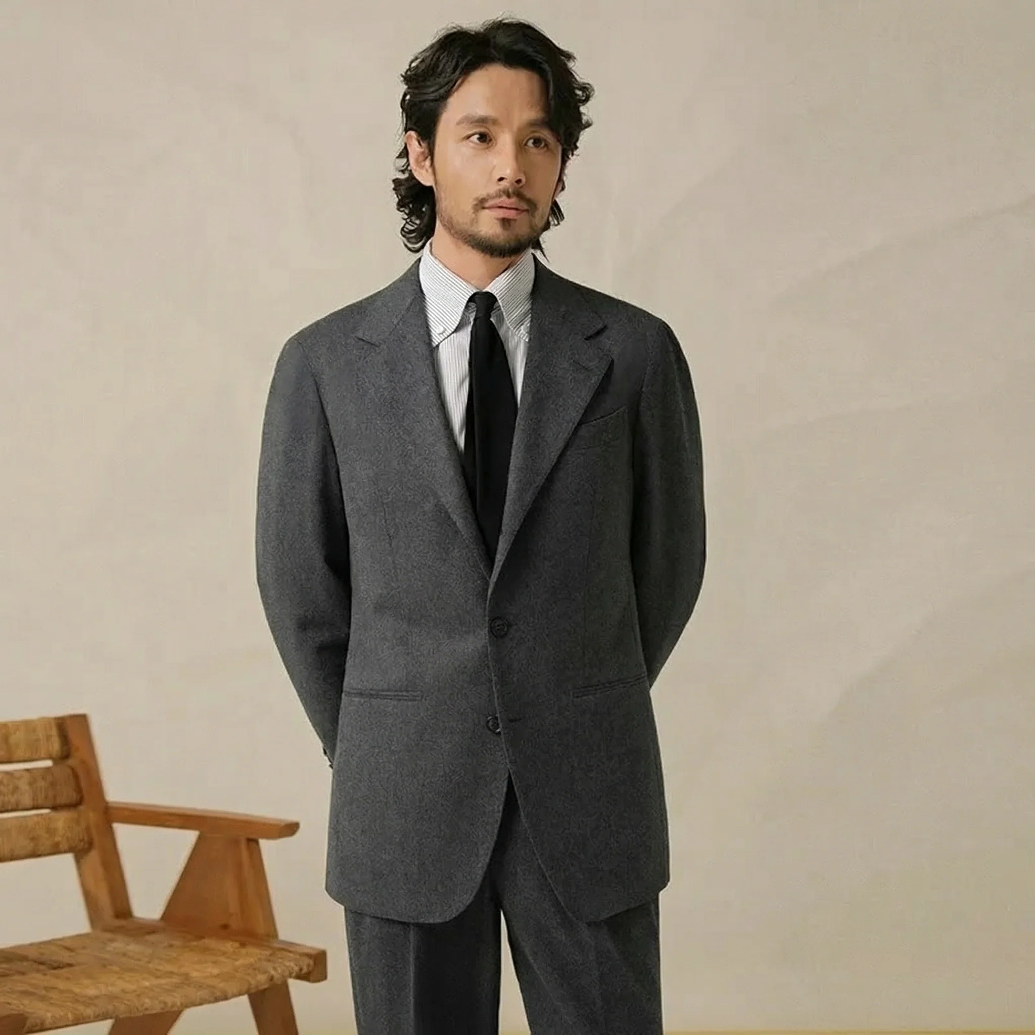 Men's Classic Suit - Image 9