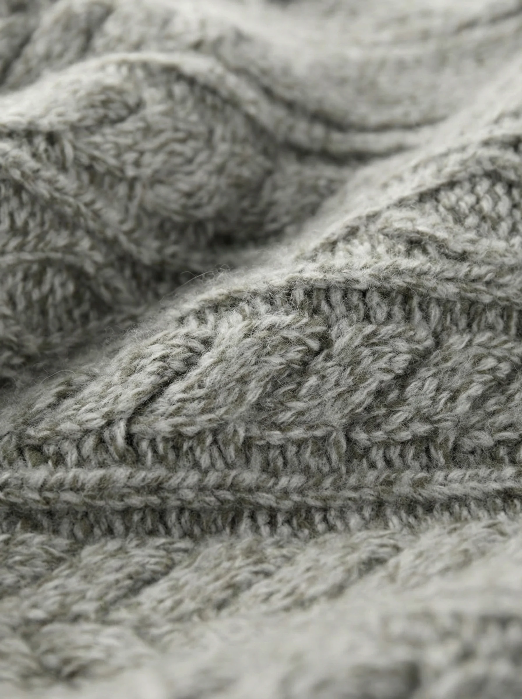 Merino Cable-Knit Collar Cardigan - Image 7
