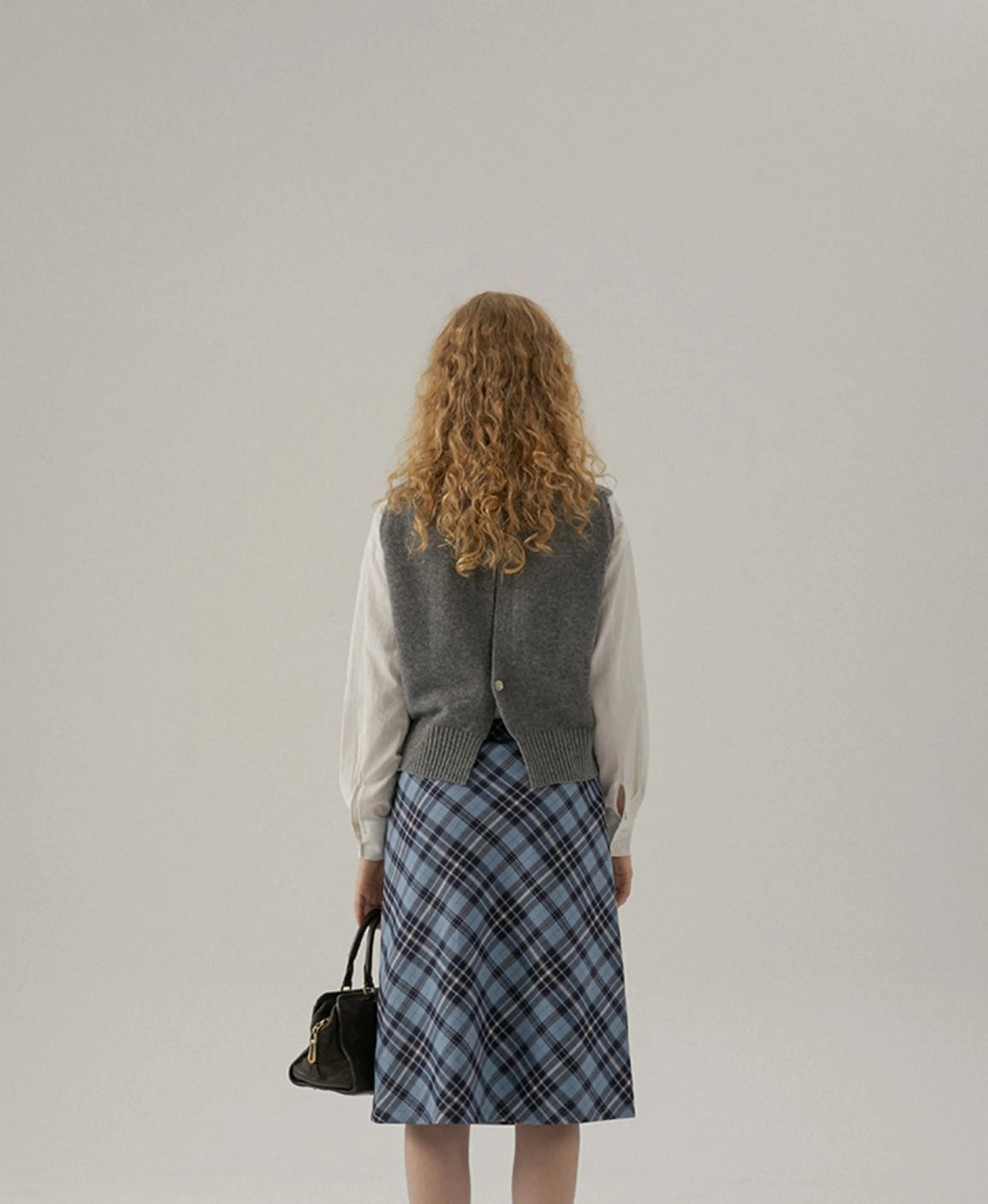 Merino Cable Knit Vest - Image 6