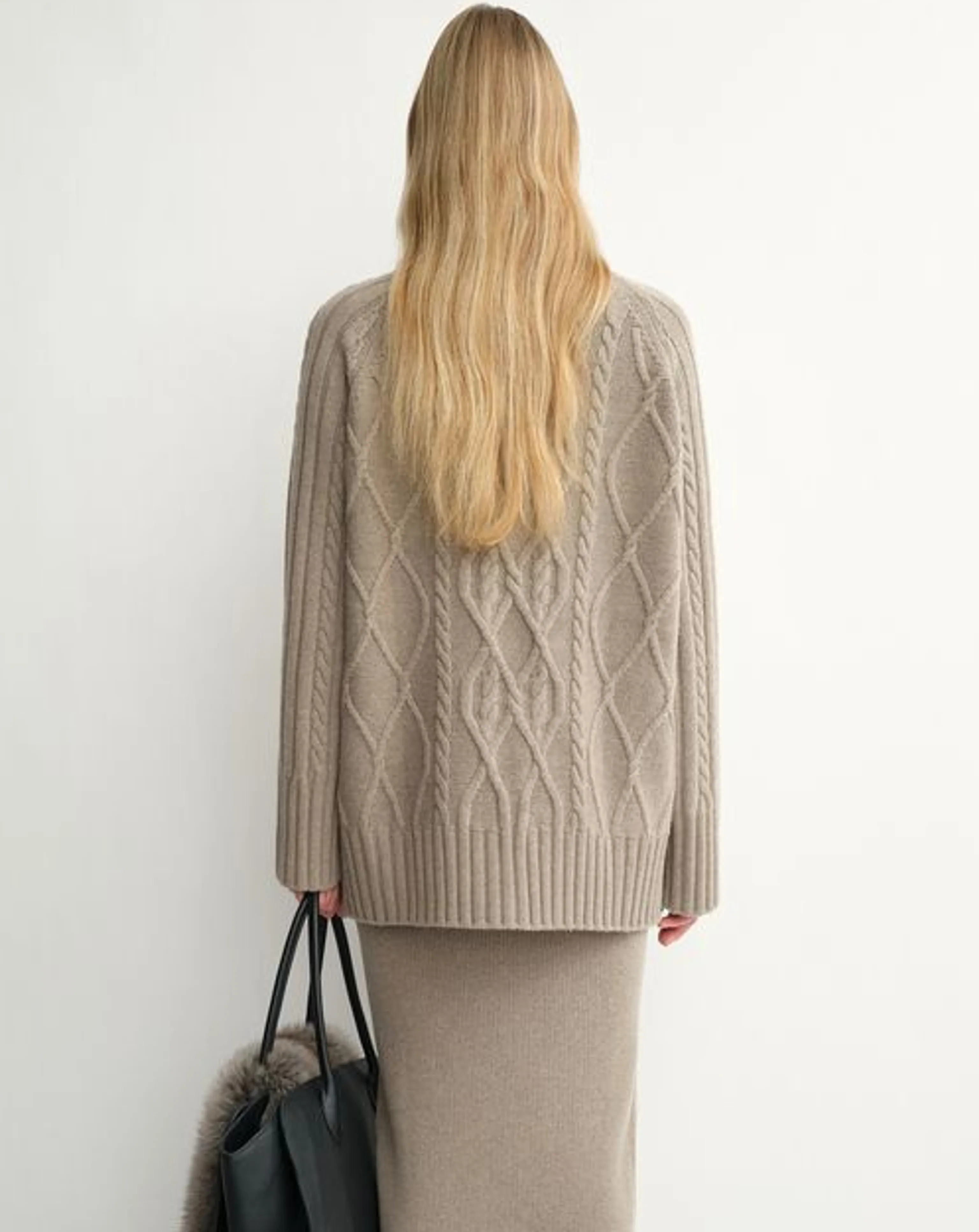 Merino Cable Two-Way V-Neck Cardigan - Image 7