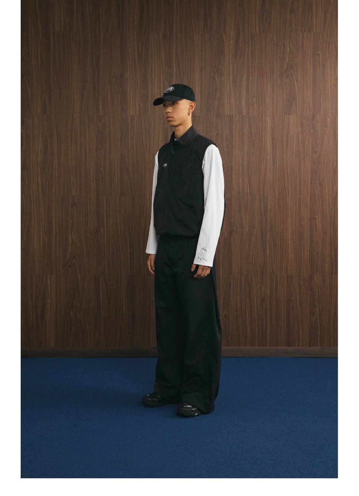 Mesh Lining Nylon Trousers - Image 6