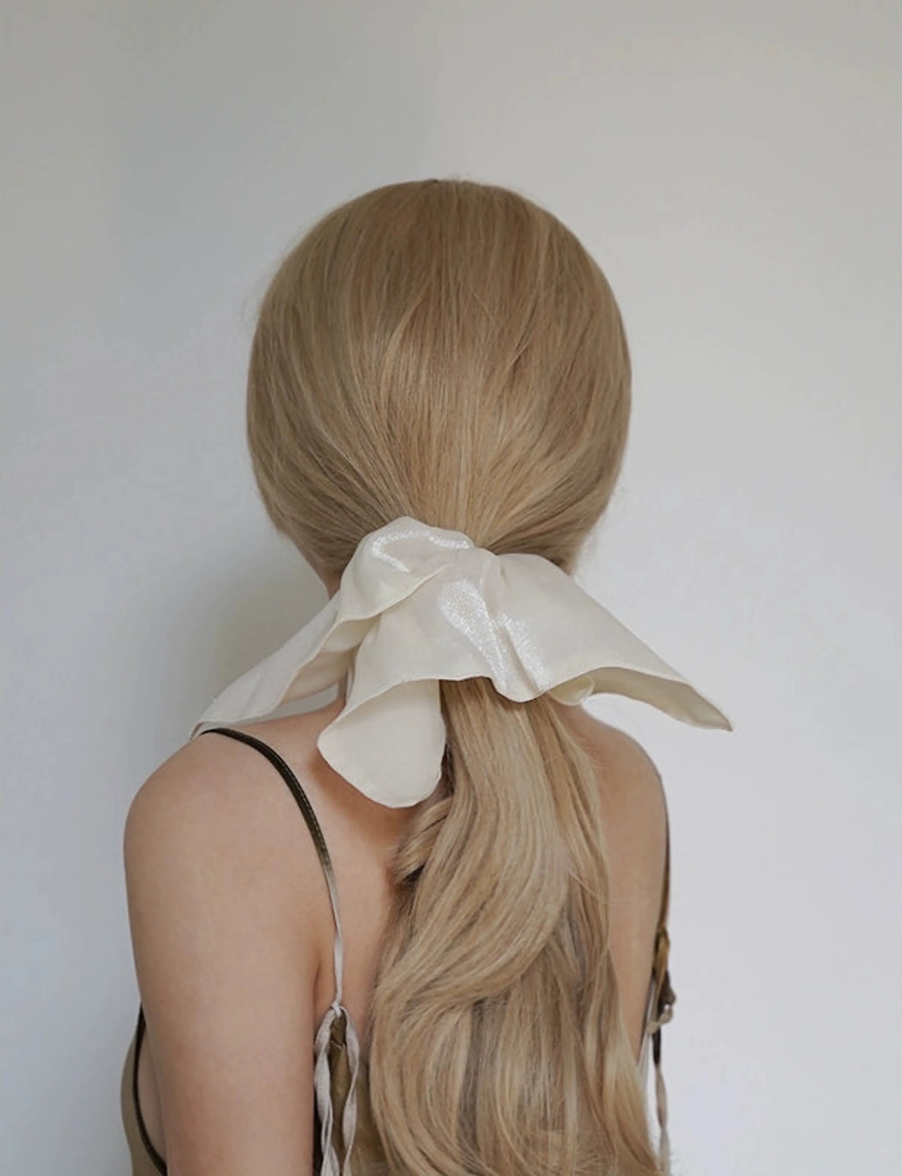 Metallic Bow Scrunchie - Image 8