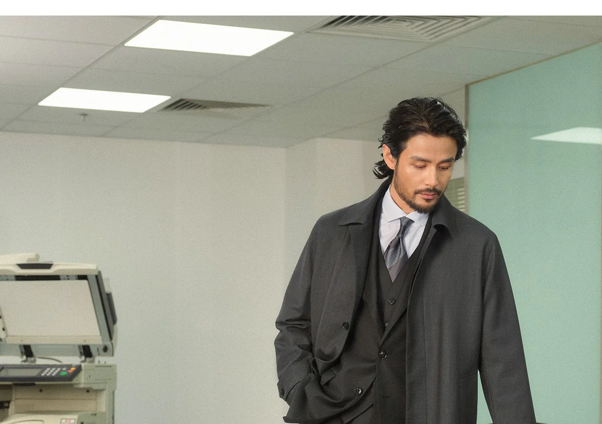 Mid-Length Commuter Overcoat - Image 6