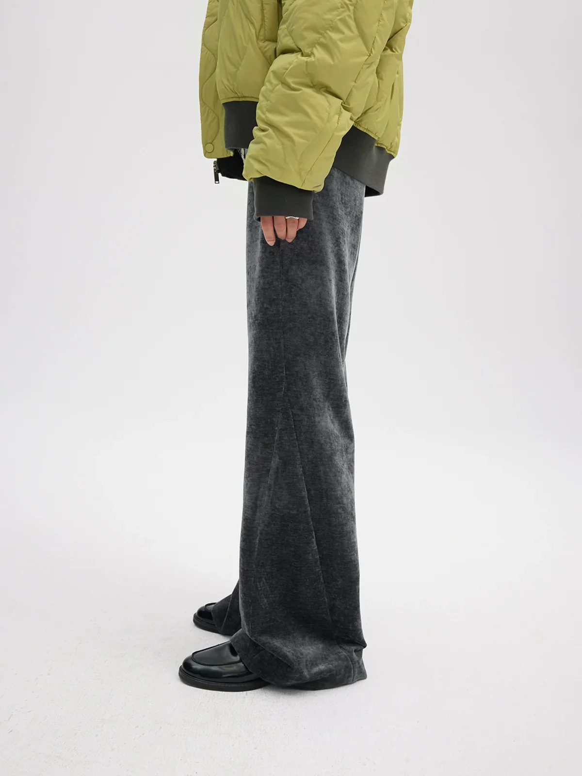 Mid-Rise Chenille Velvet Flare Trousers - Image 3