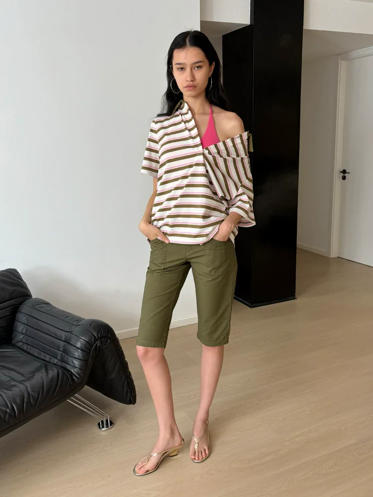 Mid-Rise Cropped Utility Pants - Image 4