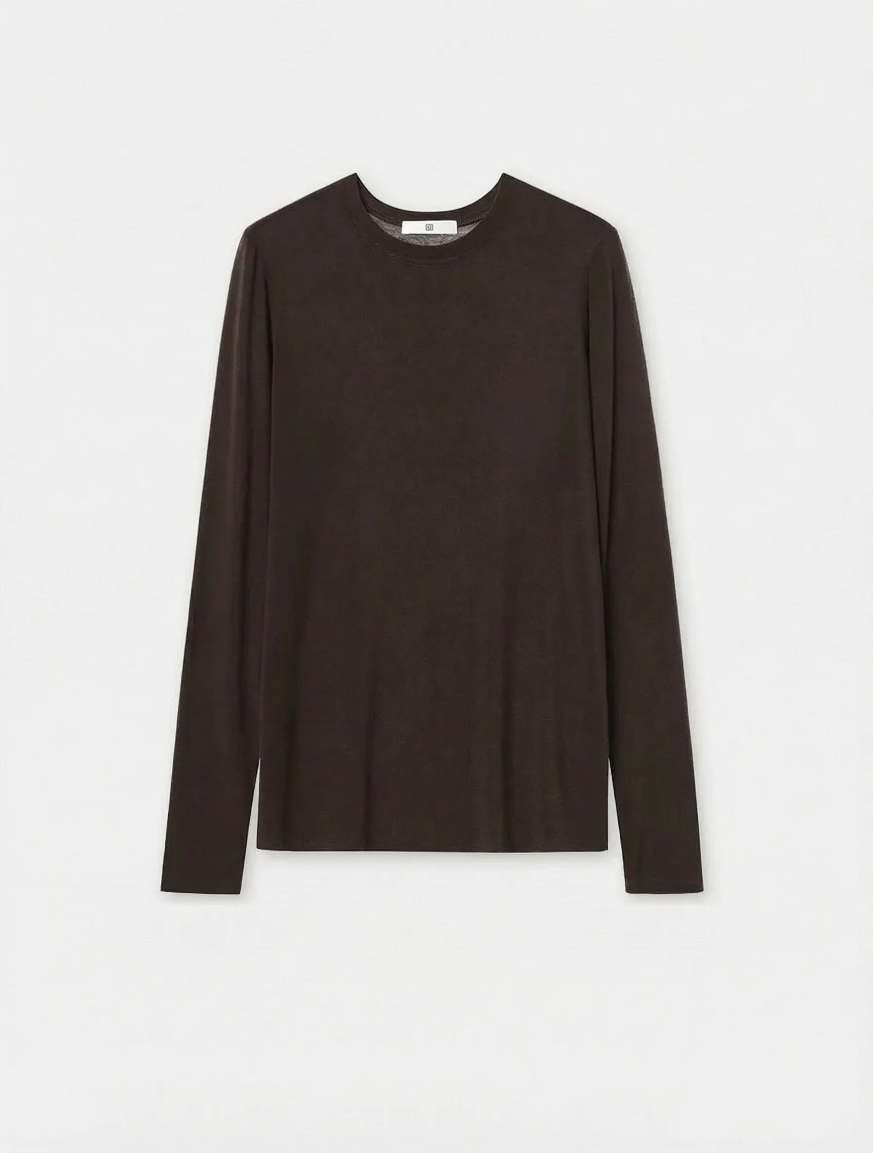 Minimalist Long-Sleeve T-Shirt - Image 11