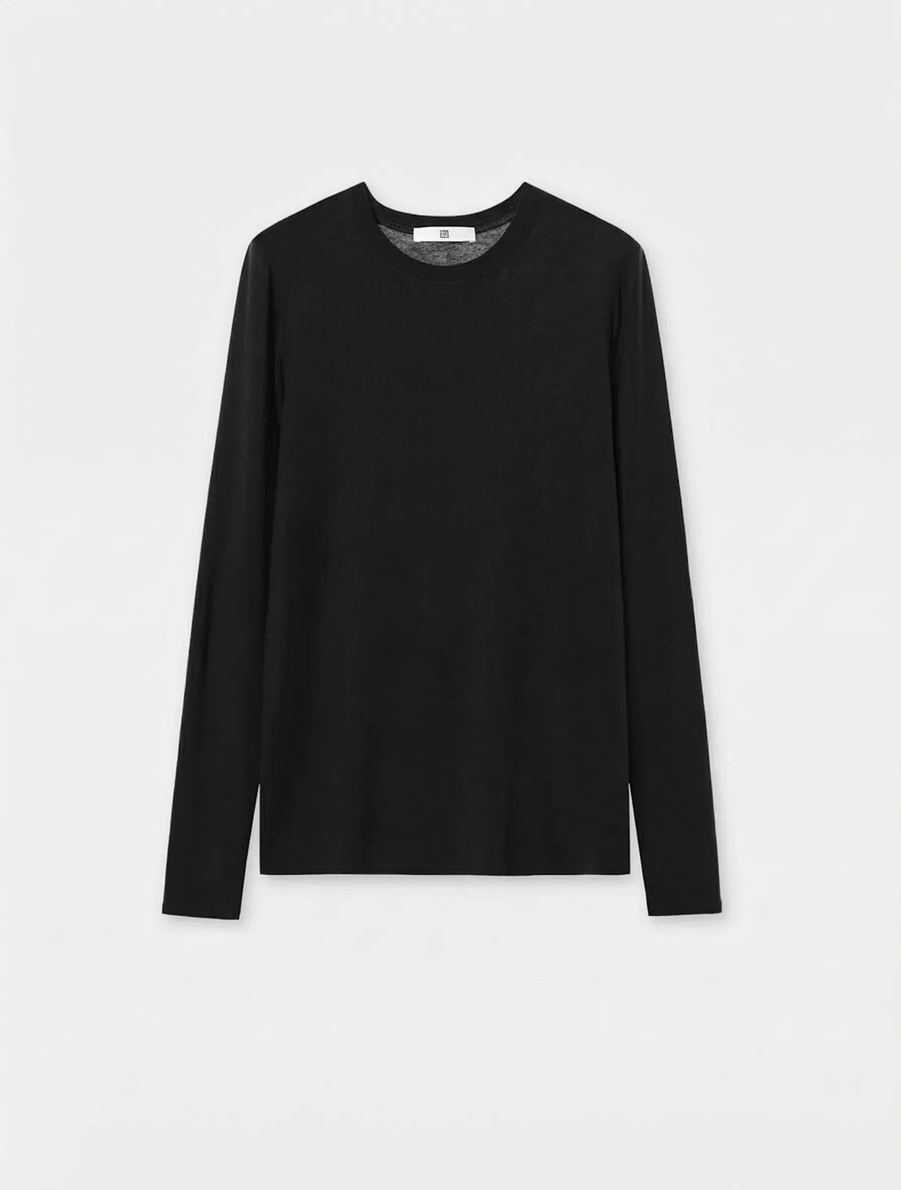 Minimalist Long-Sleeve T-Shirt - Image 16