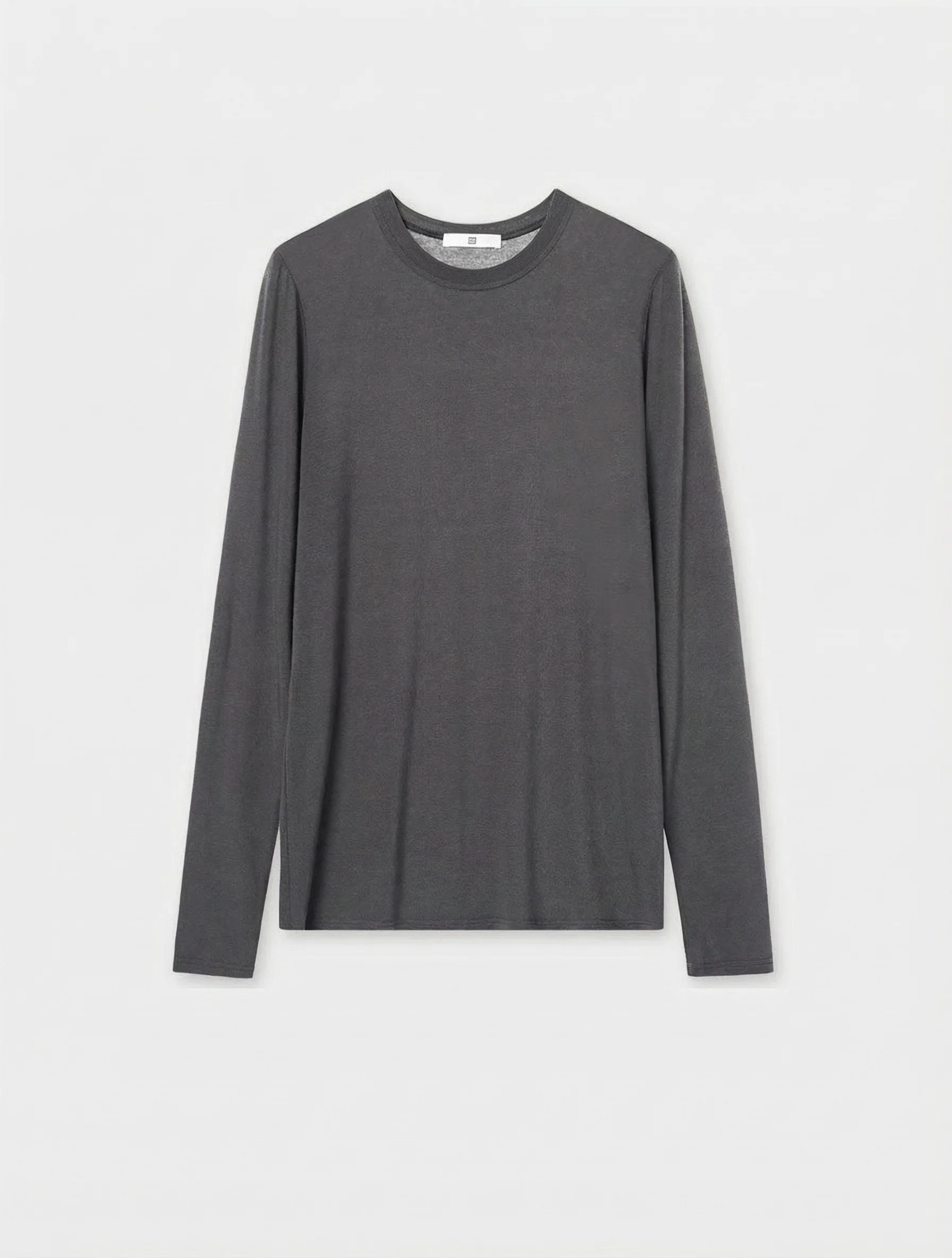 Minimalist Long-Sleeve T-Shirt - Image 6