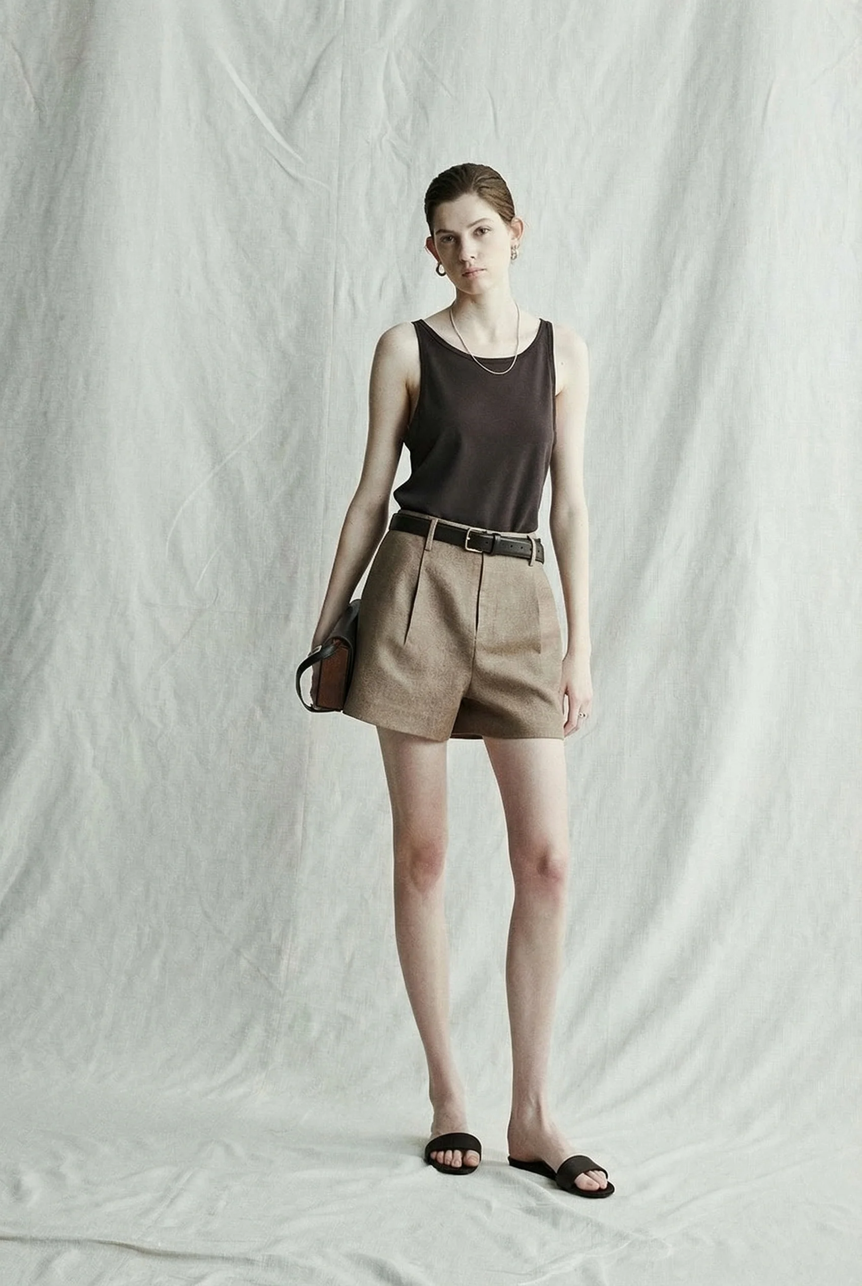 Minimalist Sleeveless Tank - Image 5