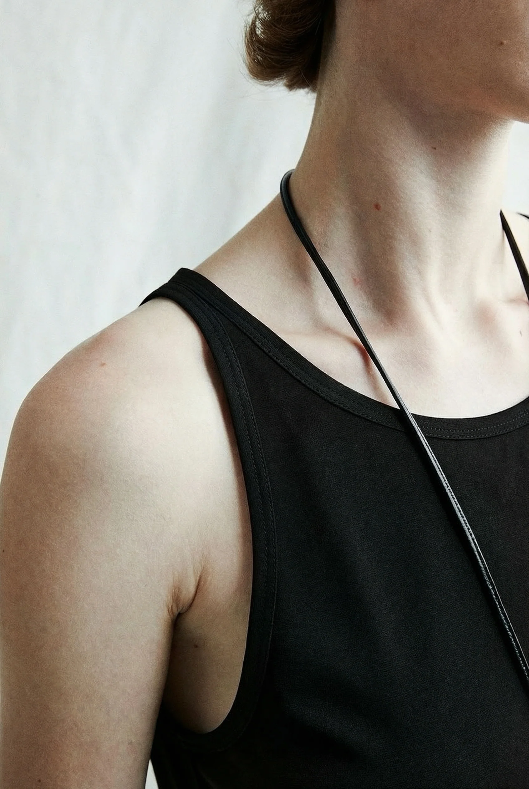 Minimalist Sleeveless Tank - Image 8