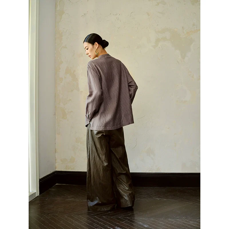 Minimalist Textured Collared Shirt - Image 4