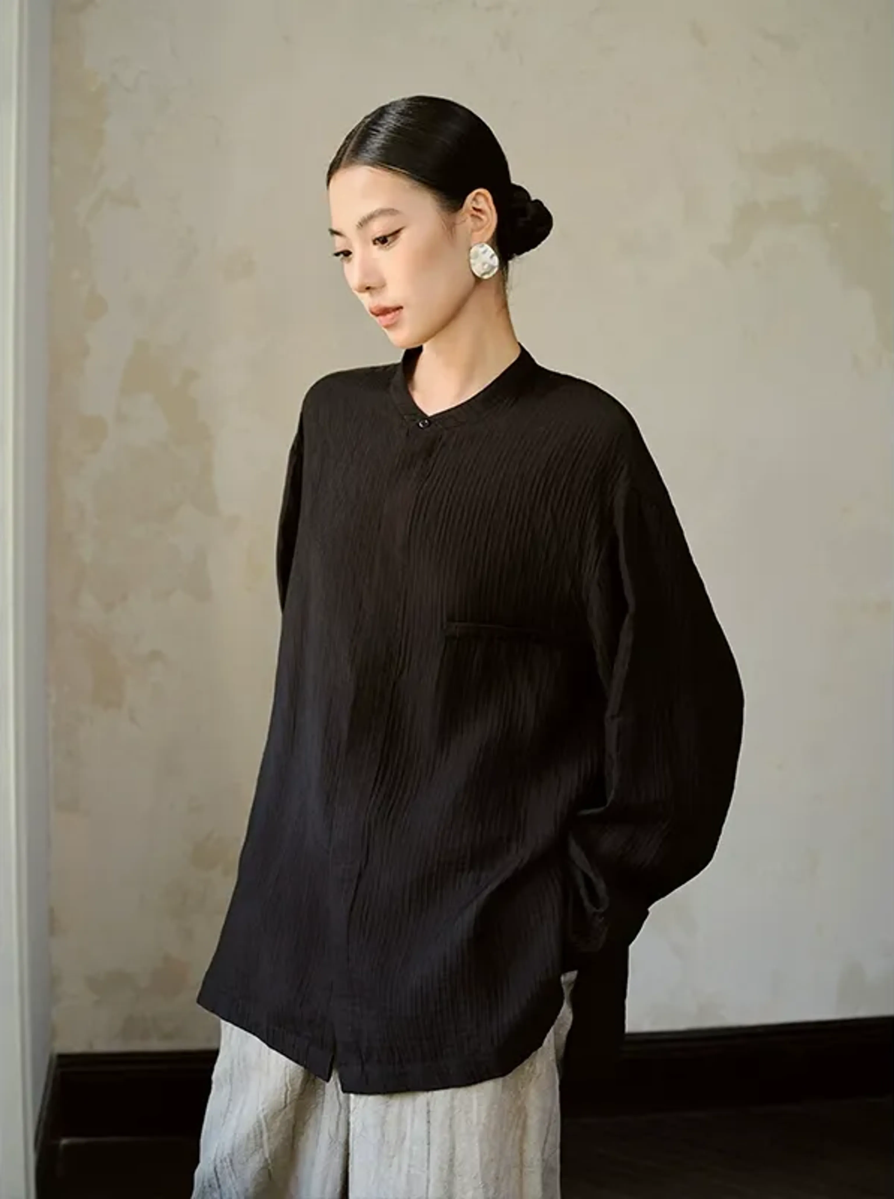 Minimalist Textured Collared Shirt - Image 7