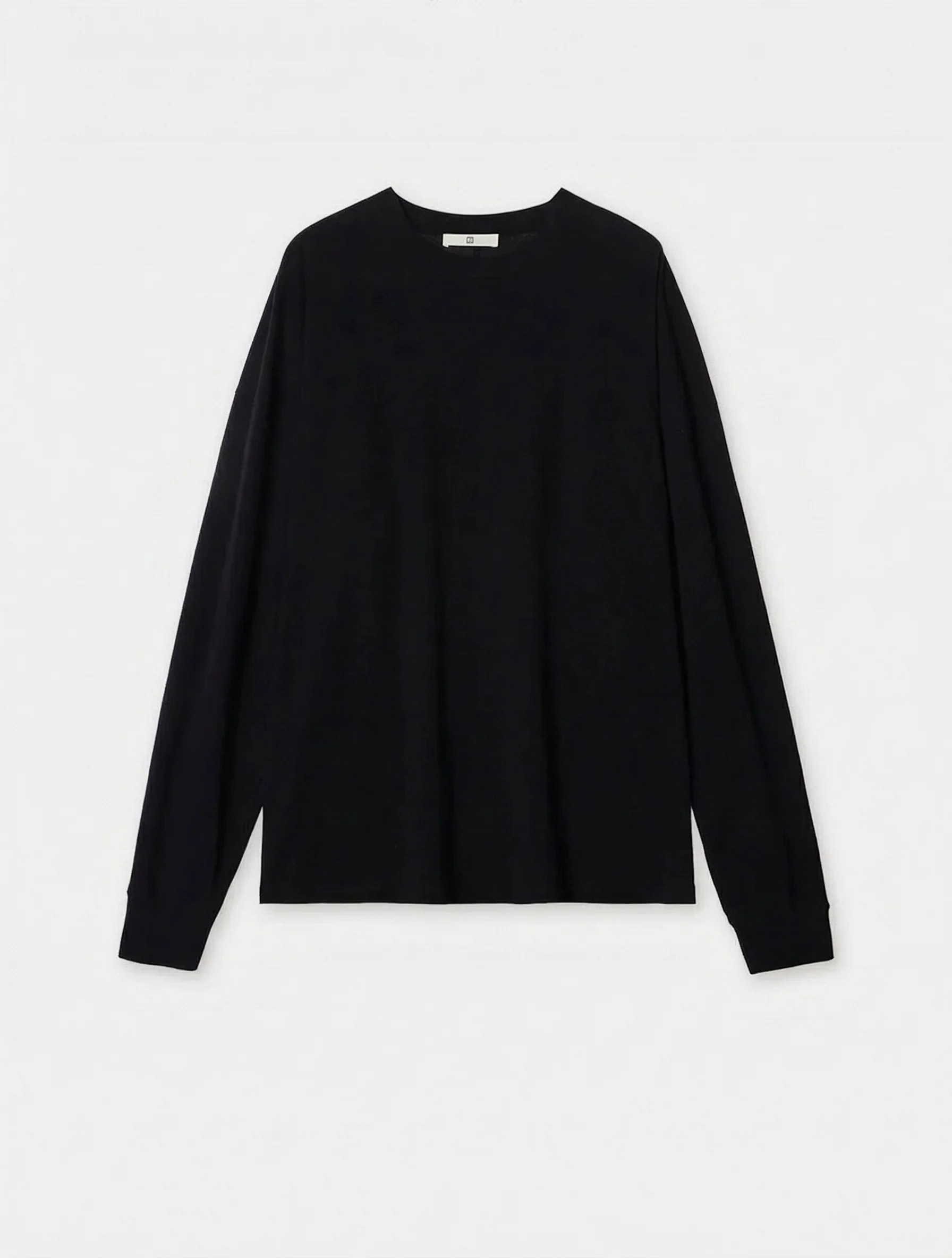 Minimalist Three-Piece Set - Image 7