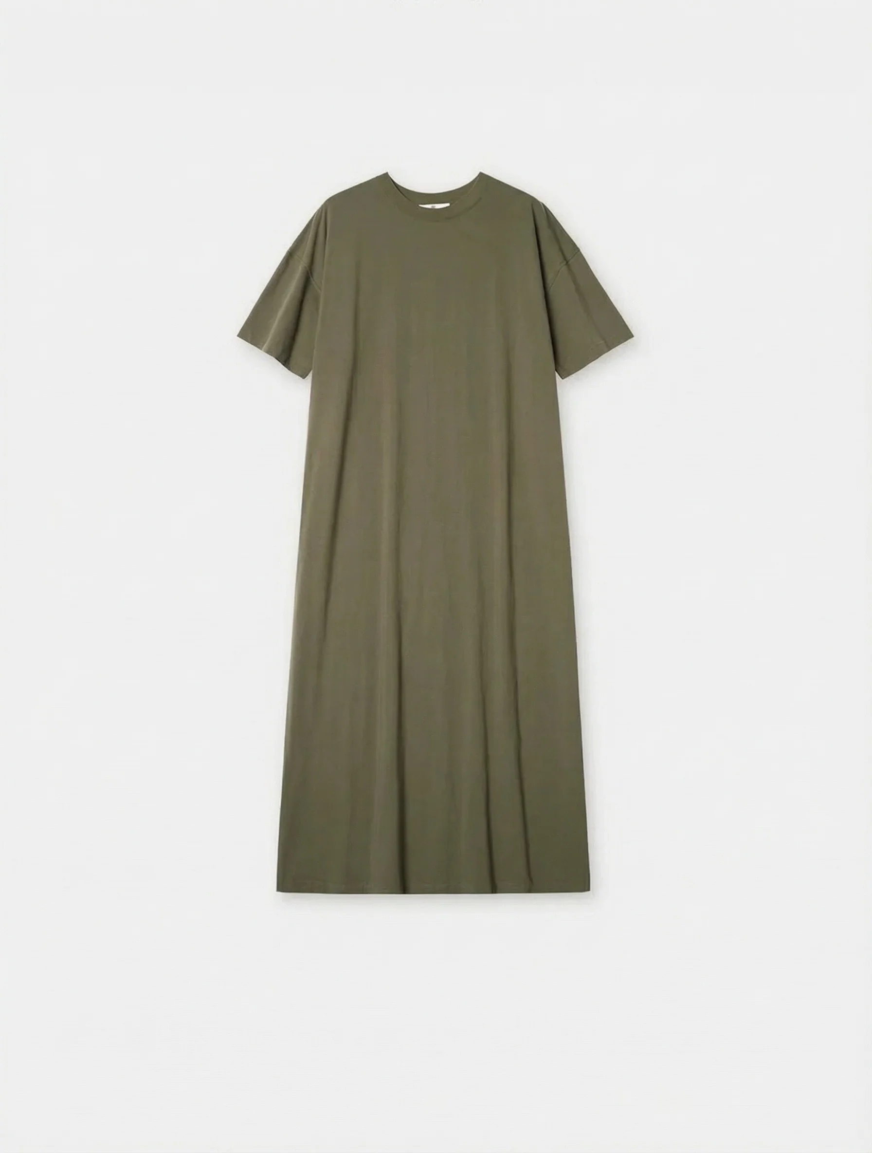 Minimalist Three-Piece Set - Image 9