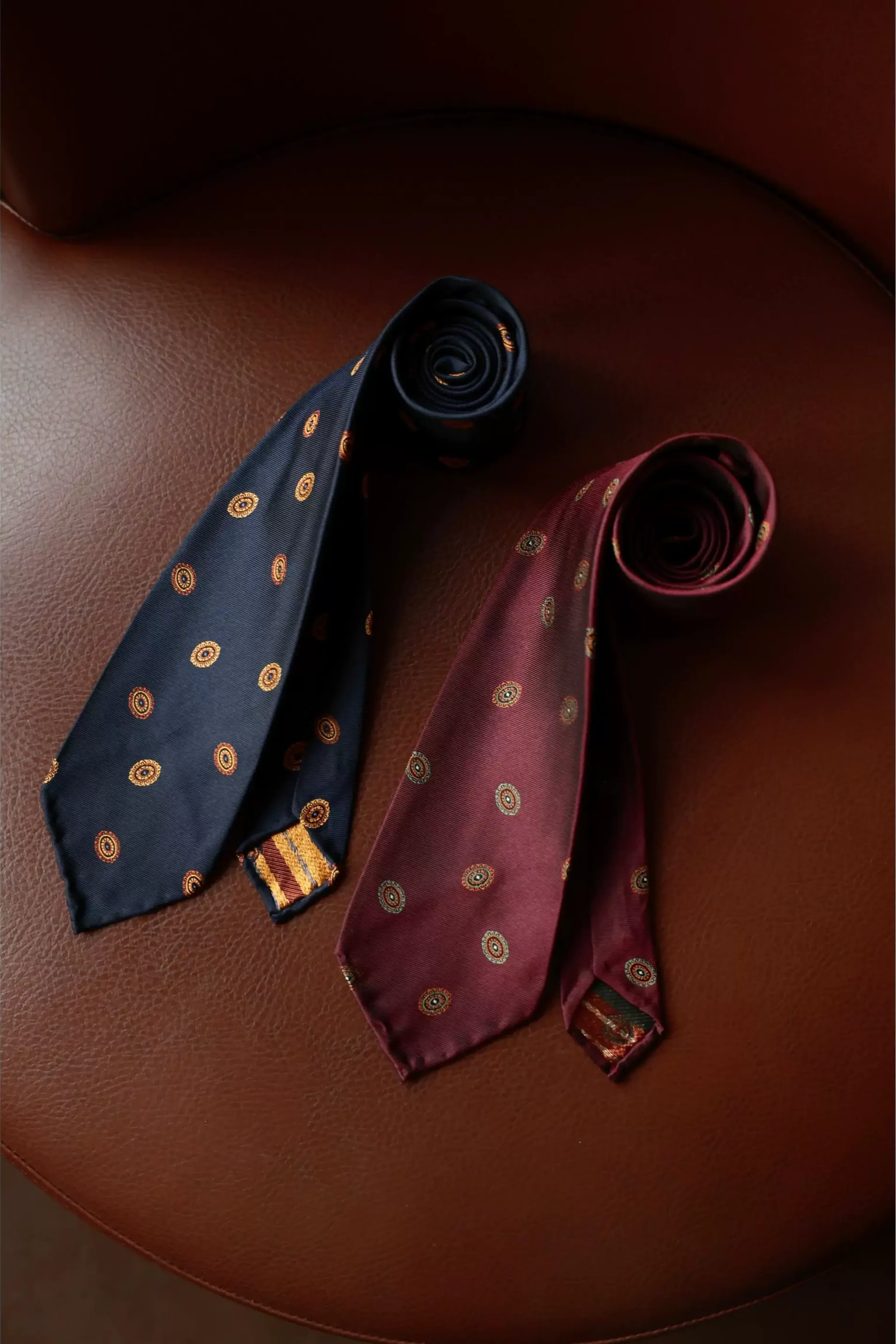 Mirror Shadow 3-Fold Silk Tie - Image 4
