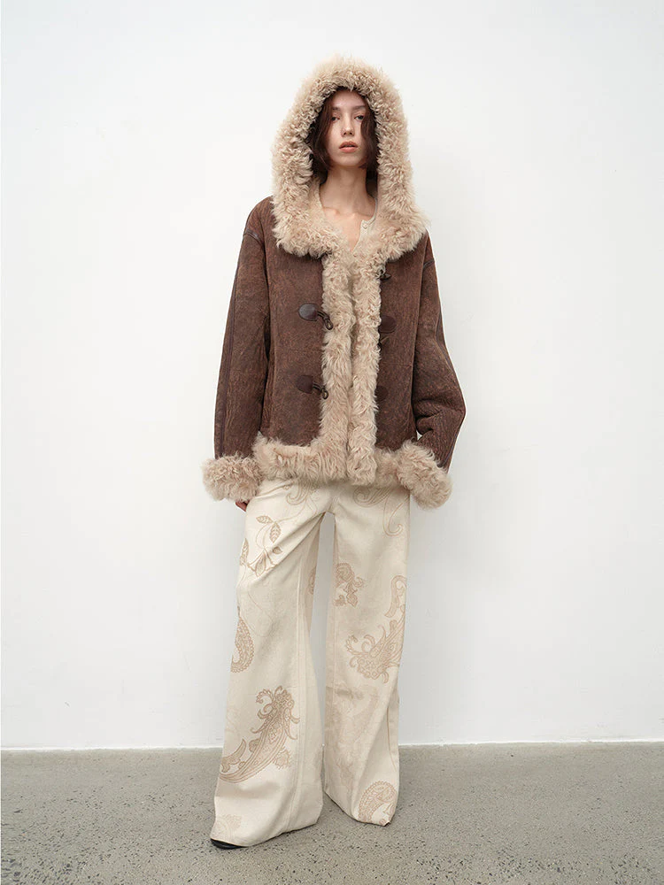 Modern Winter Fur Coat - Image 3