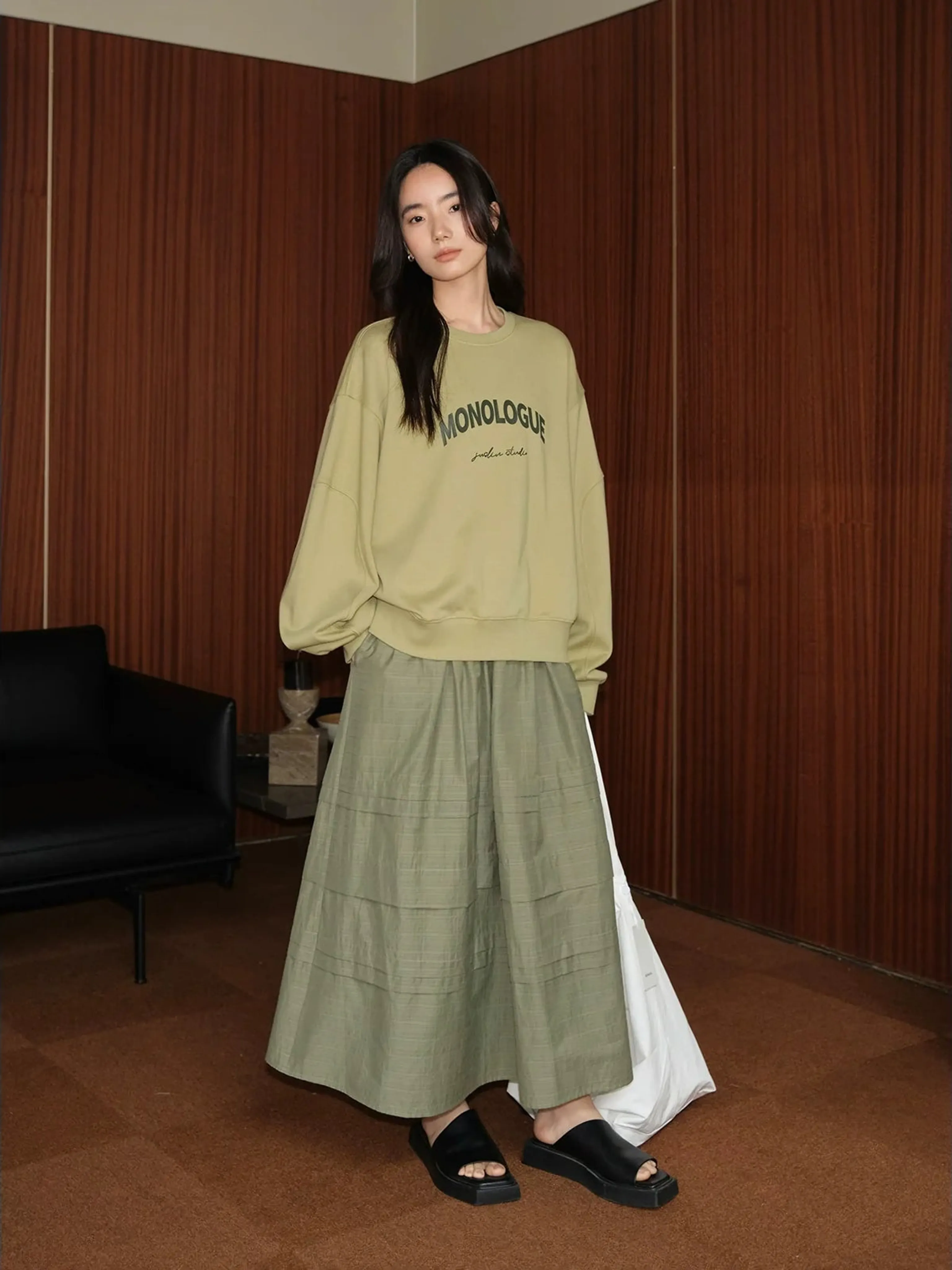Monologue Sweatshirt