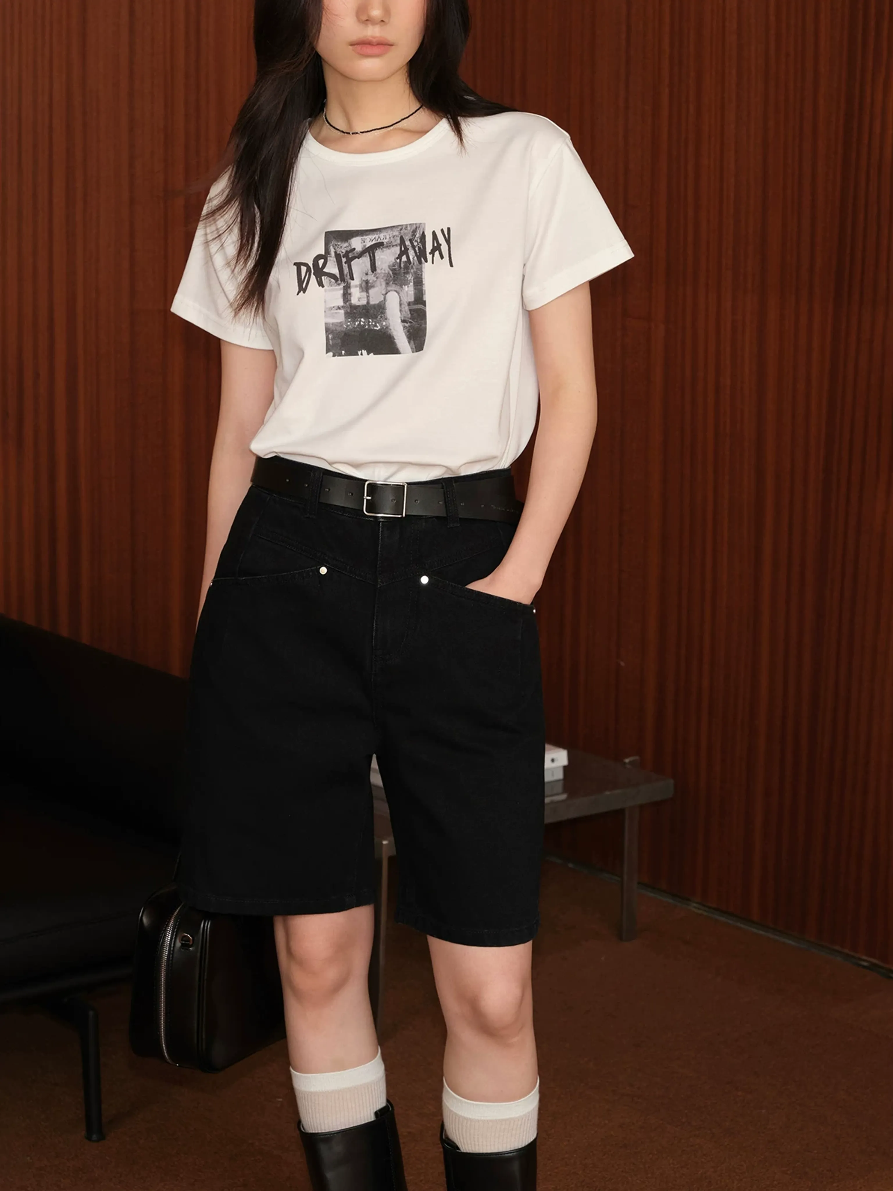 Mottled Graphic T-Shirt - Image 2